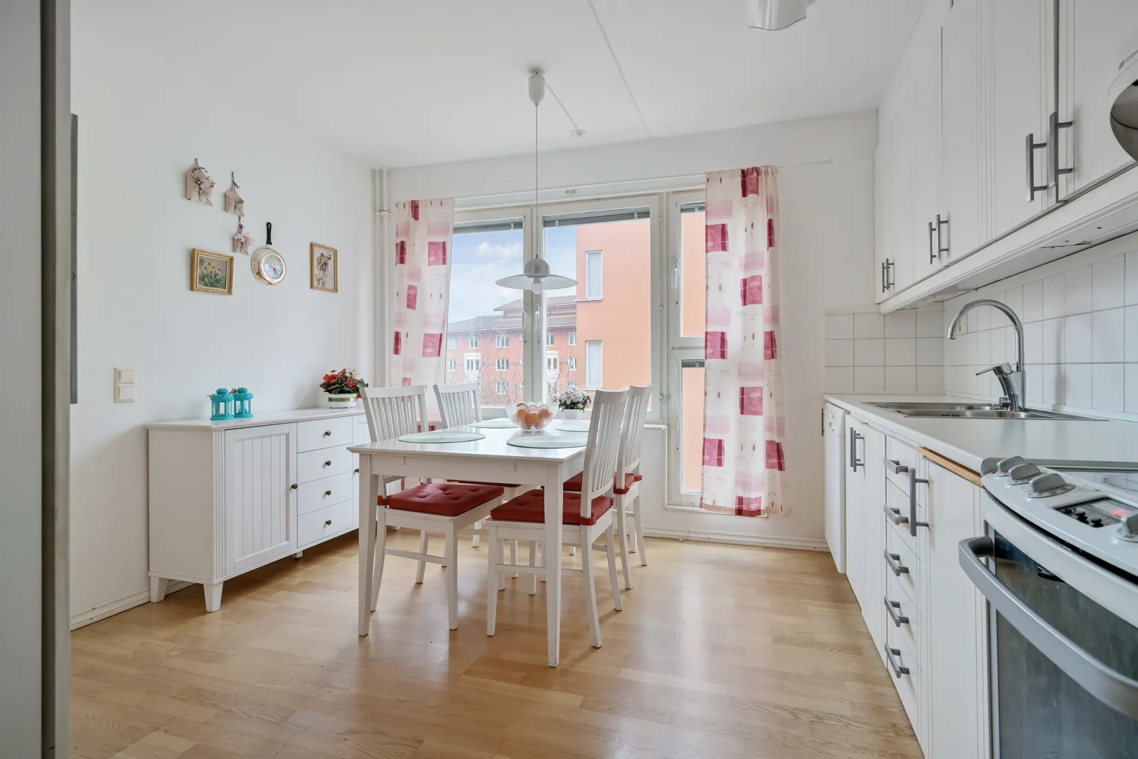 Bostadsrätt, Kvarnvägen 8B, Centralt, Upplands Väsby