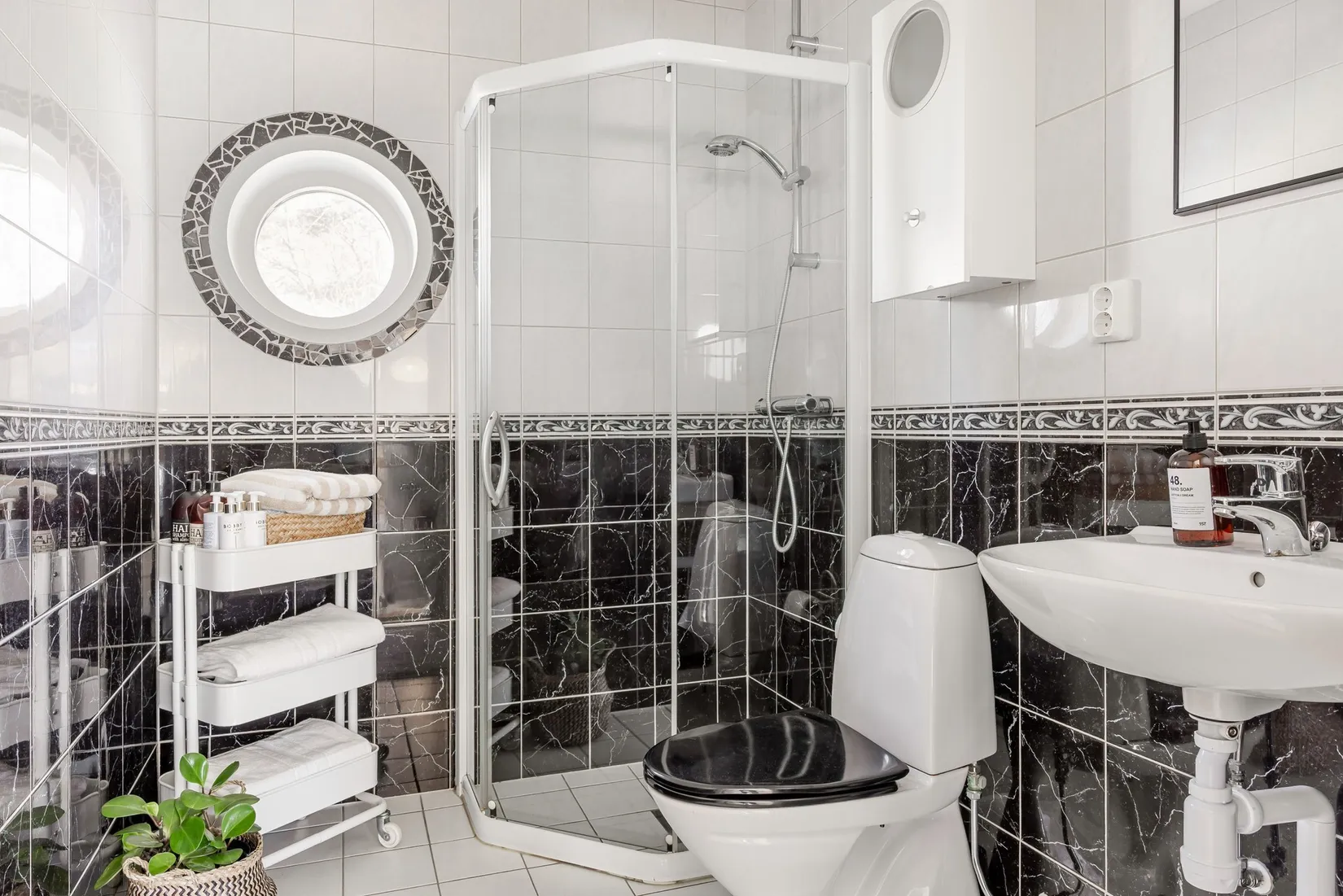 Villa, Varamovägen 44, Motala