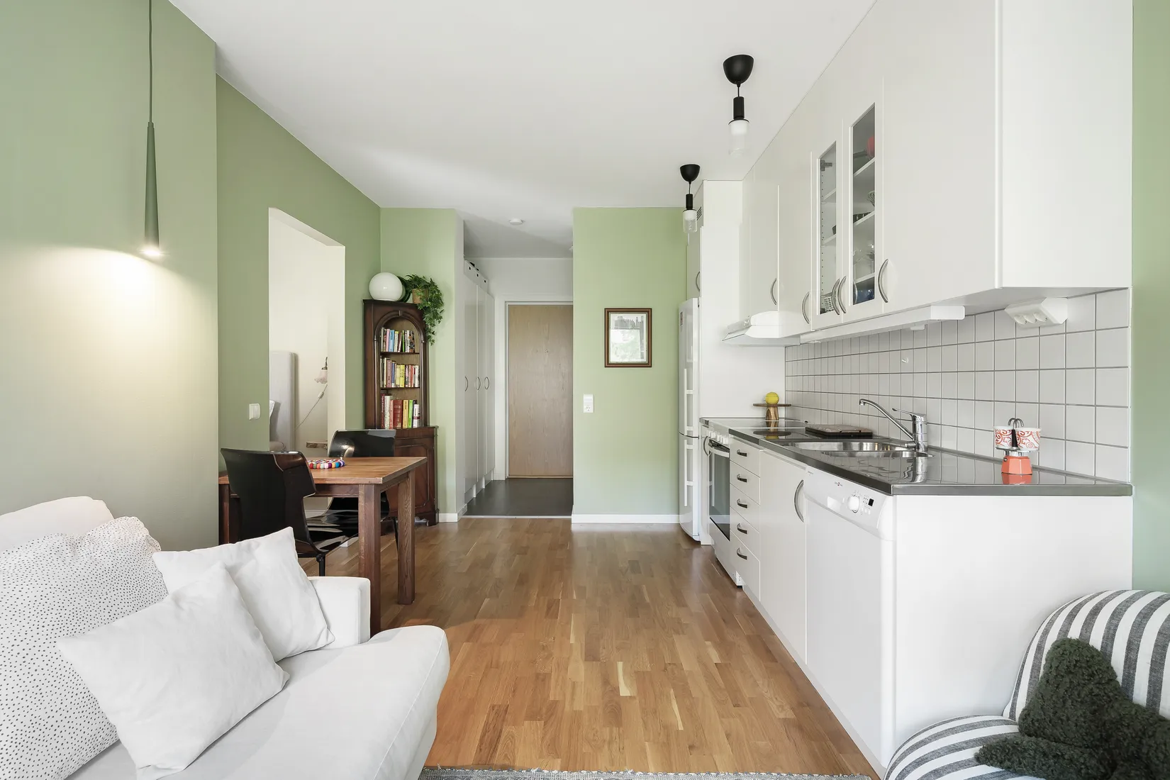 Bostadsrätt, Rabattvägen 36, Vån 2 (1325/1105), Vällingby Johannelund, Stockholm