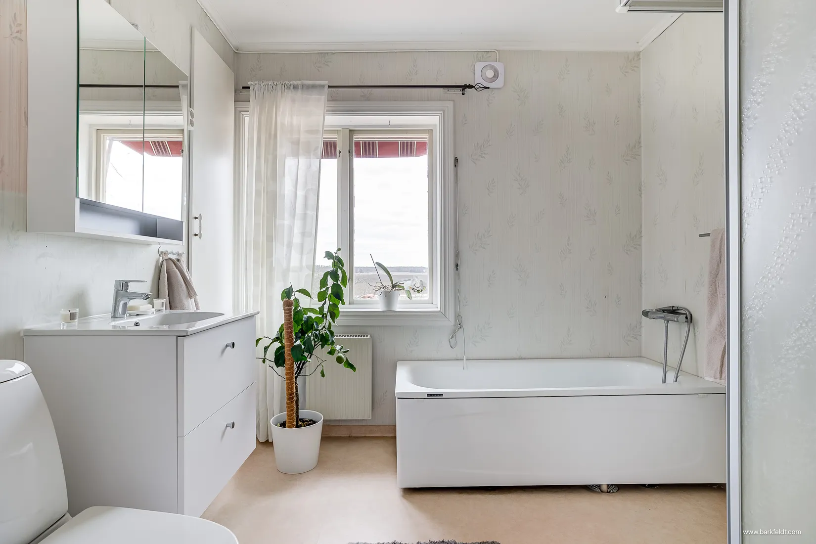 Villa, Gäsmesta Nybyborg 33, Börje, Uppsala