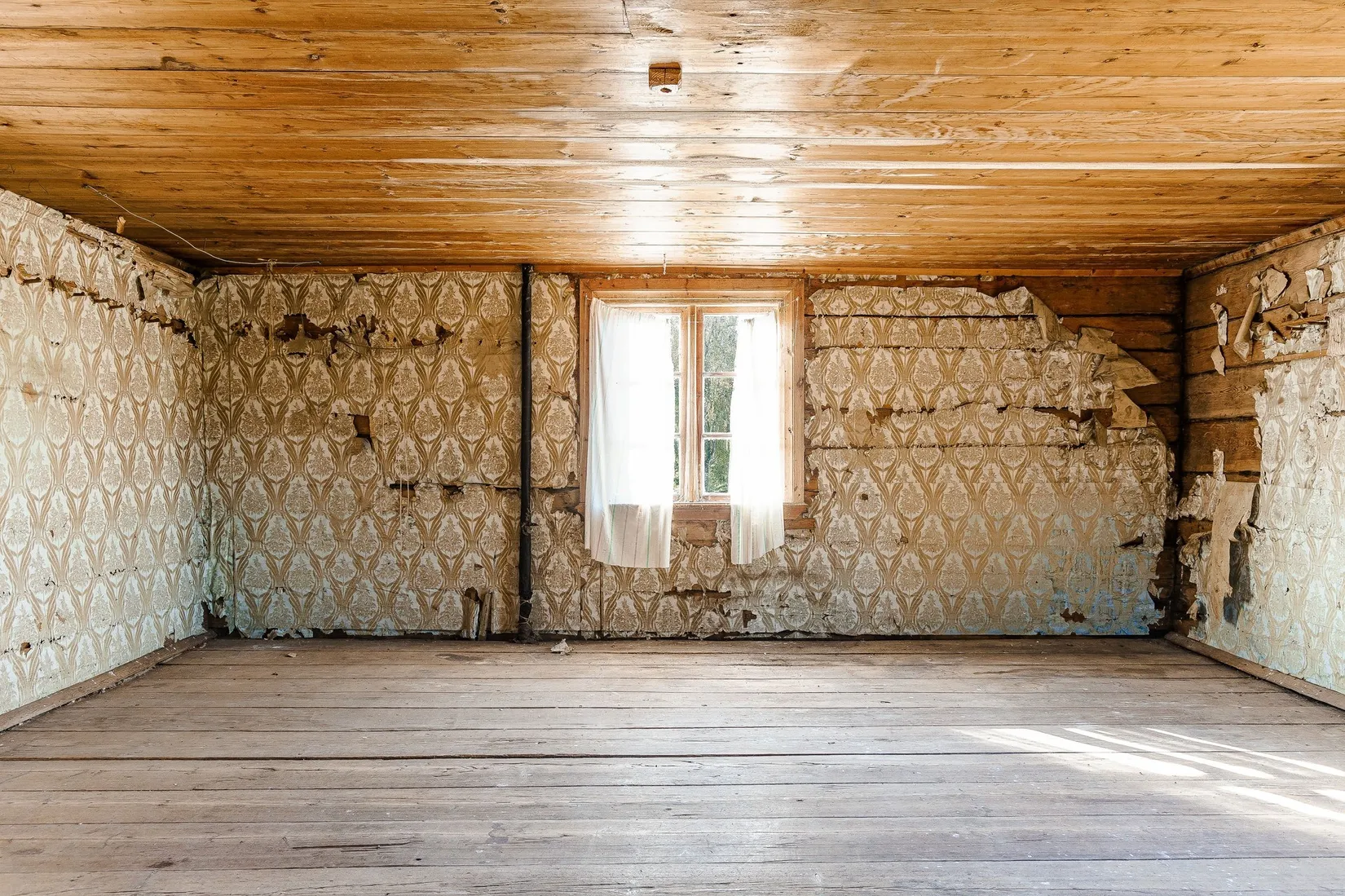 Gård/Skog, Parismåla 111, Emmaboda