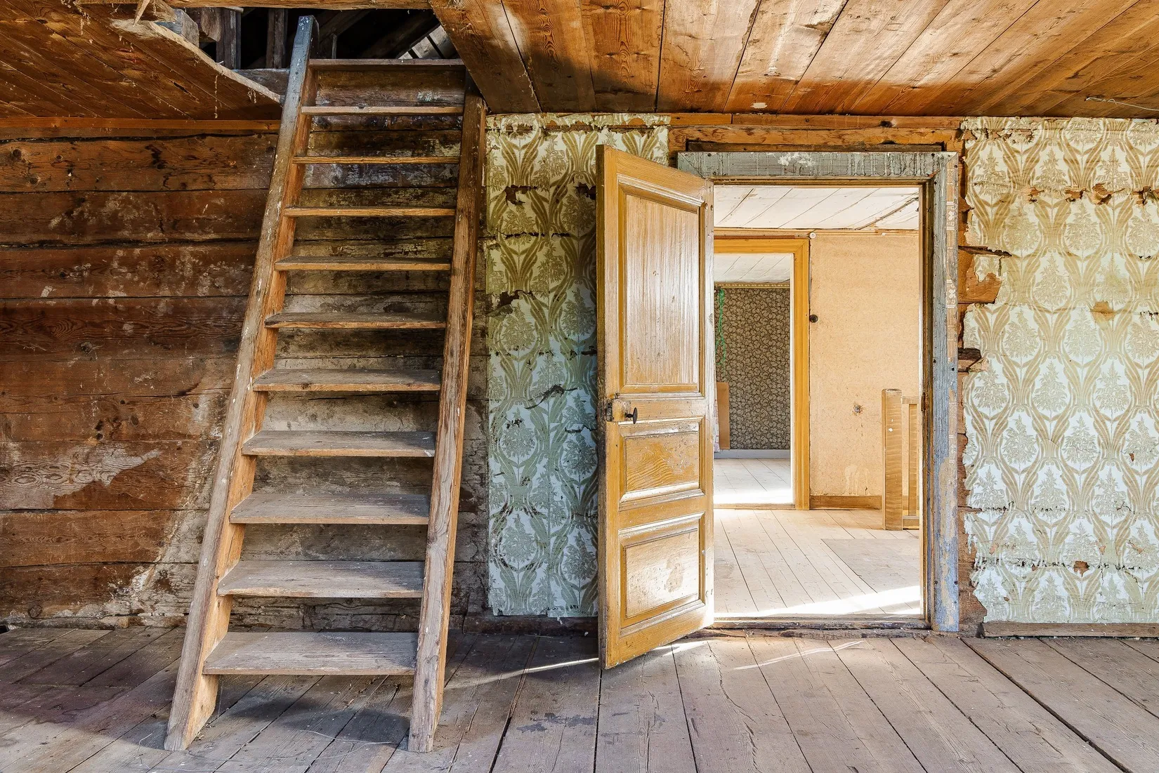 Gård/Skog, Parismåla 111, Emmaboda