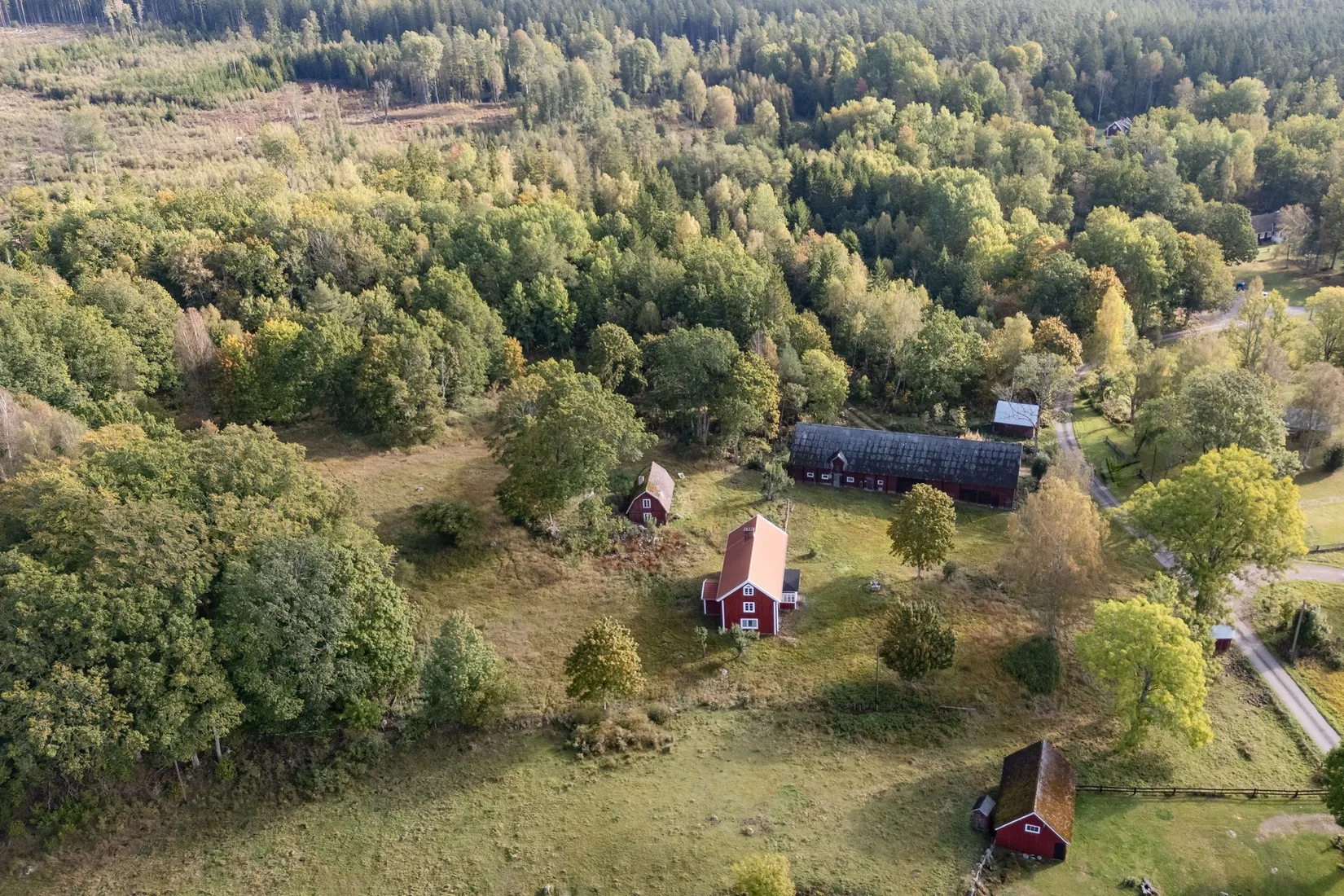 Gård/Skog, Parismåla 111, Emmaboda