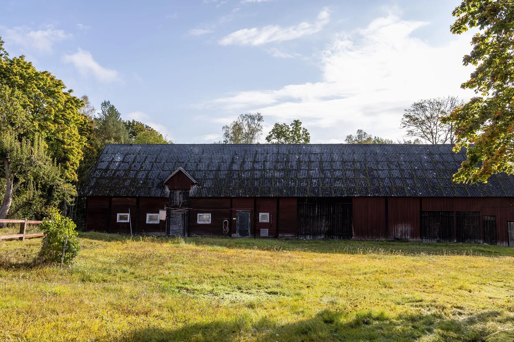 Gård/Skog, Parismåla 111, Emmaboda