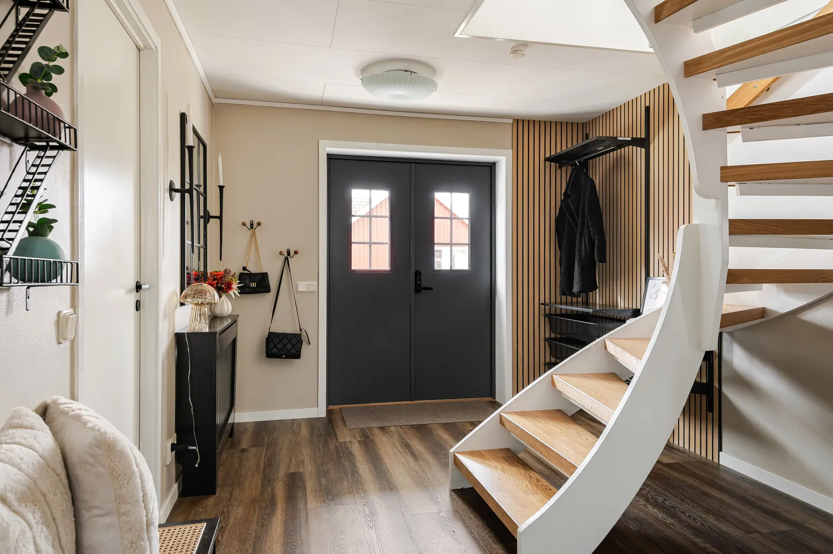 Villa, Radhus, Grönsaksvägen 23A, Eldslösa, Mjölby