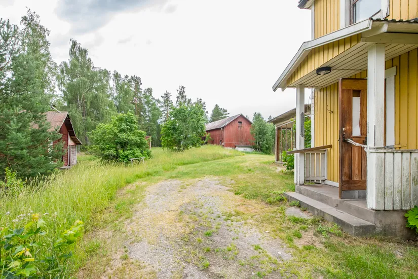Gård/Skog, Görvälstorpsvägen 6, Görvälstorp, Norrtälje