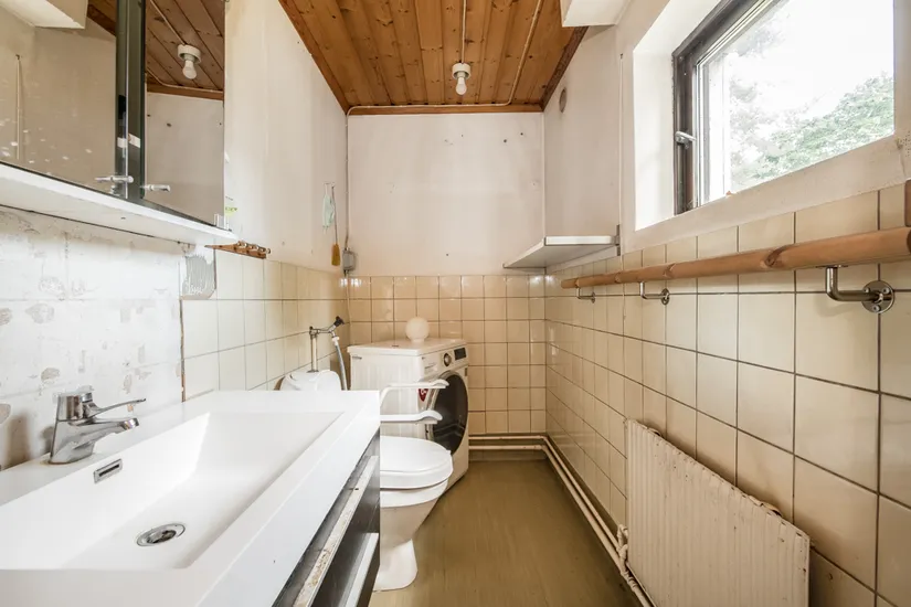Gård/Skog, Görvälstorpsvägen 6, Görvälstorp, Norrtälje