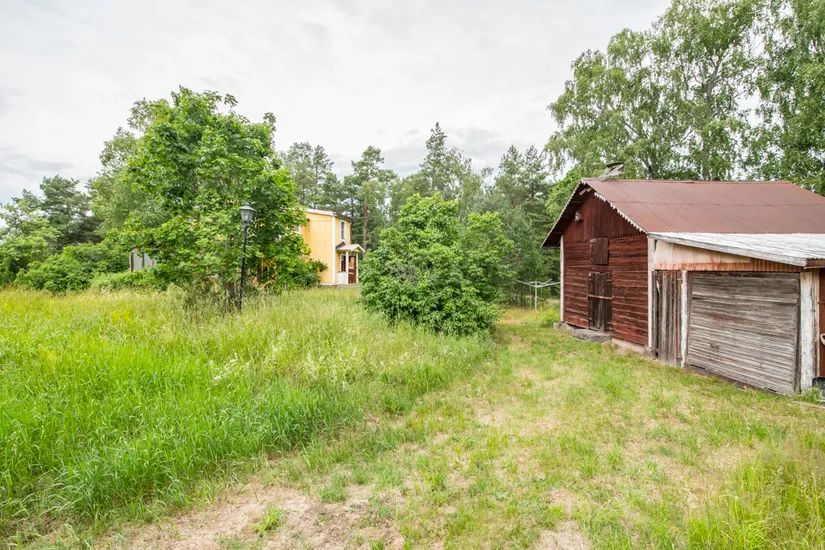 Gård/Skog, Görvälstorpsvägen 6, Görvälstorp, Norrtälje