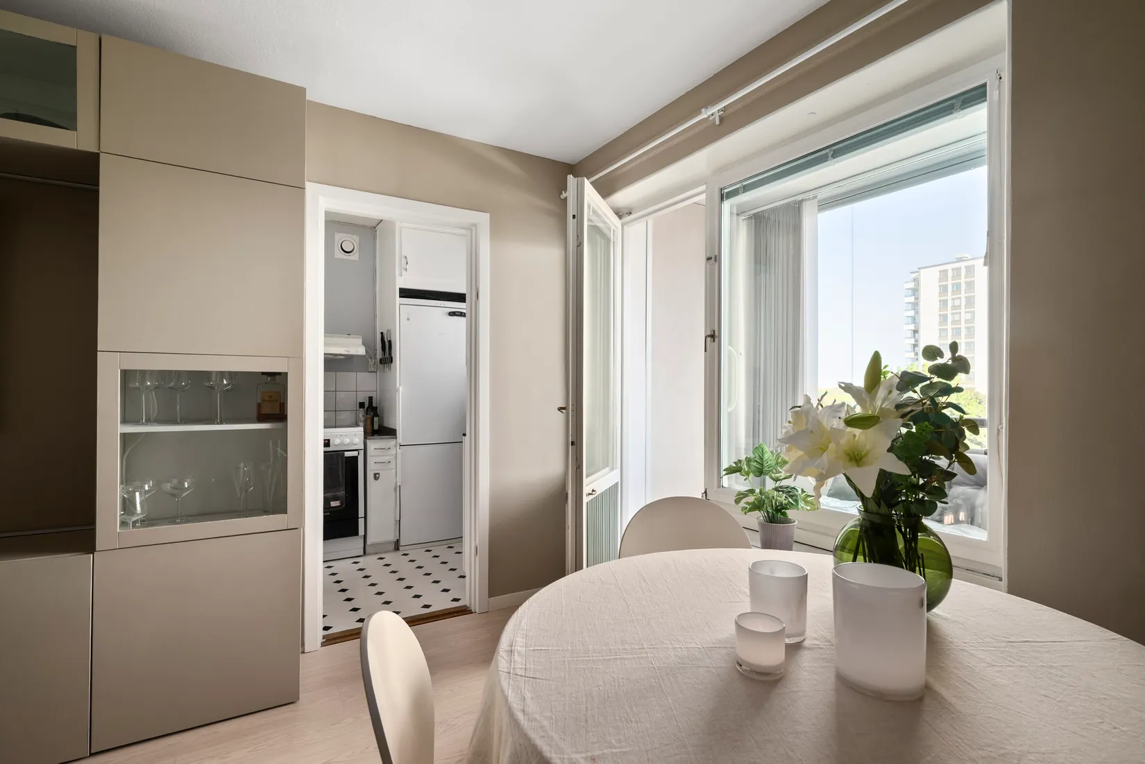 Bostadsrätt, Ångermannagatan 170, Vällingby Centrum, Stockholm