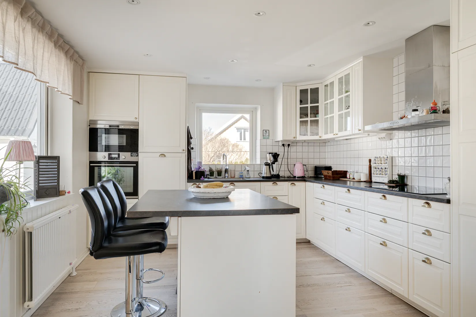 Villa, Kung Knuts väg 30, Vä, Kristianstad