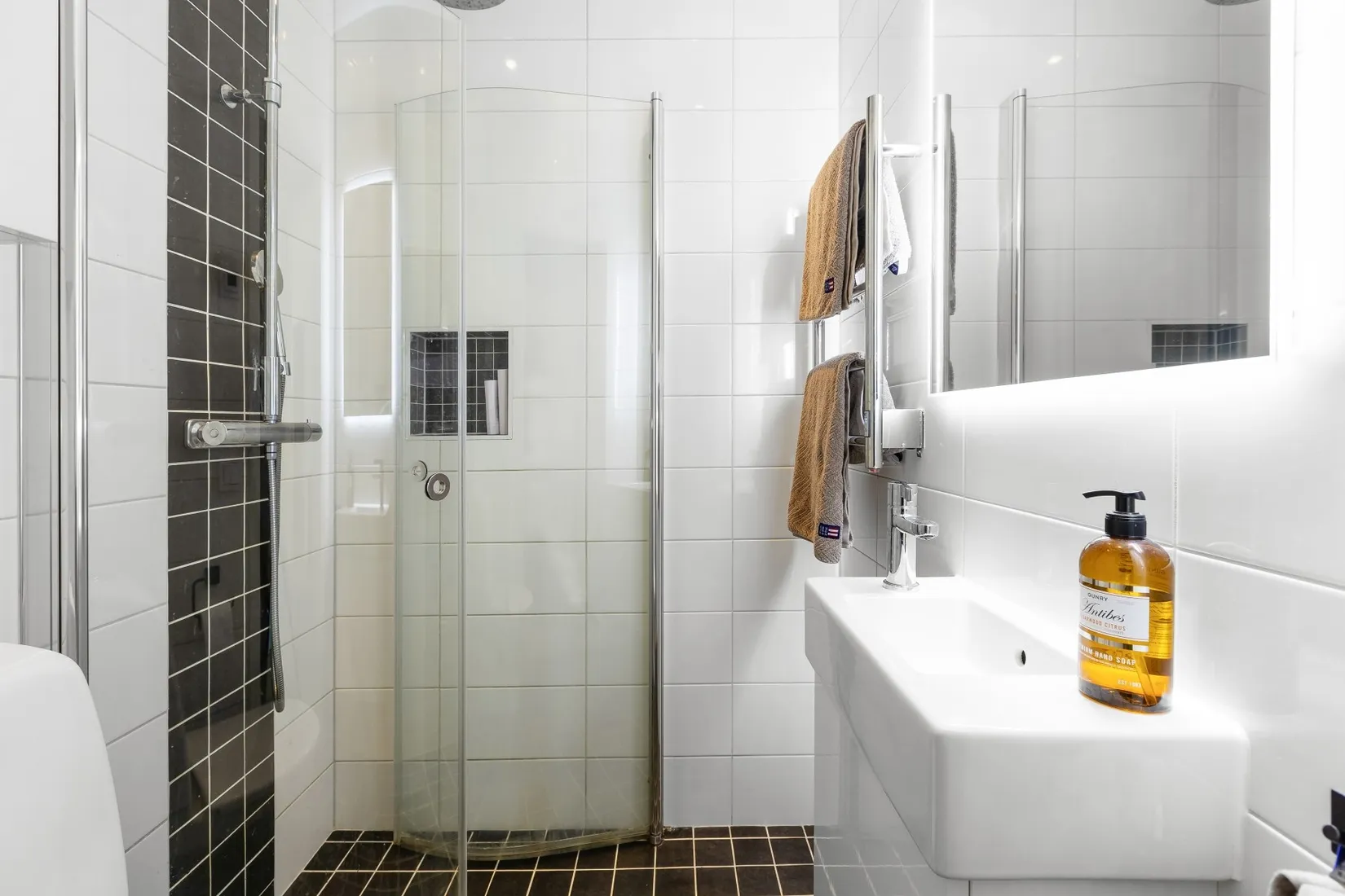 Bostadsrätt, Strålgatan 45, Lilla Essingen, Stockholm