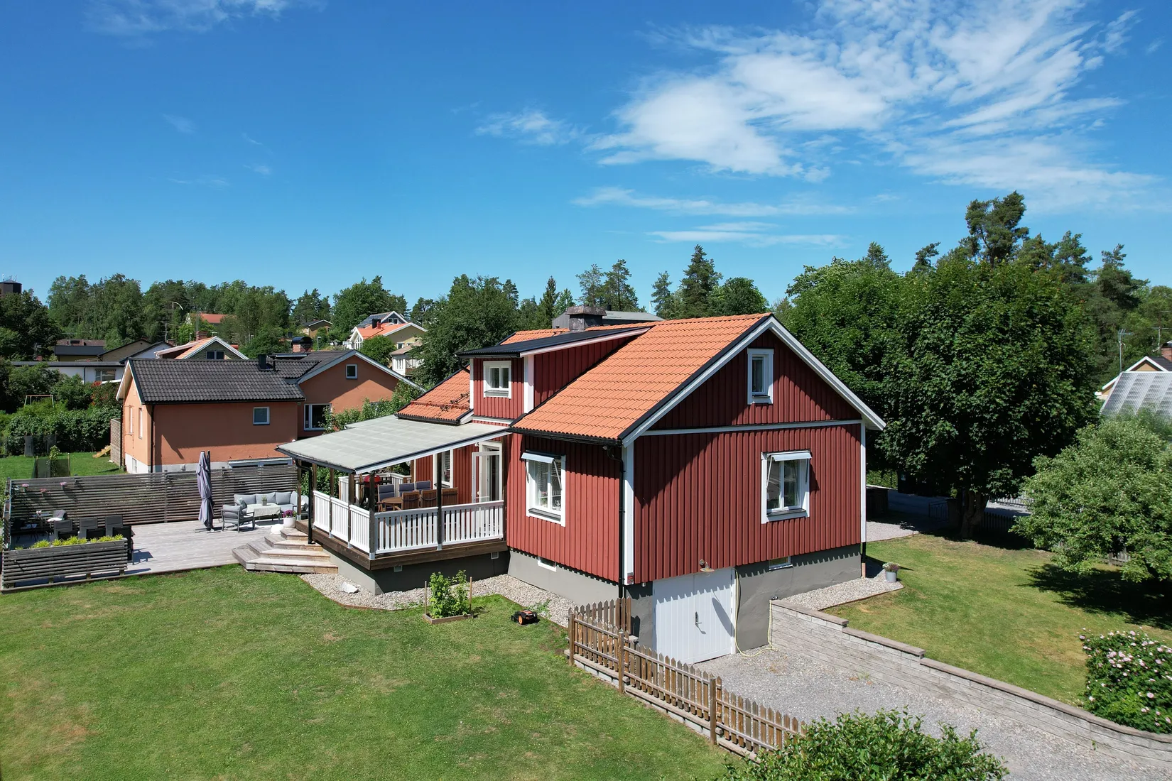 Villa, Porsvägen 16, Brantbrink, Botkyrka