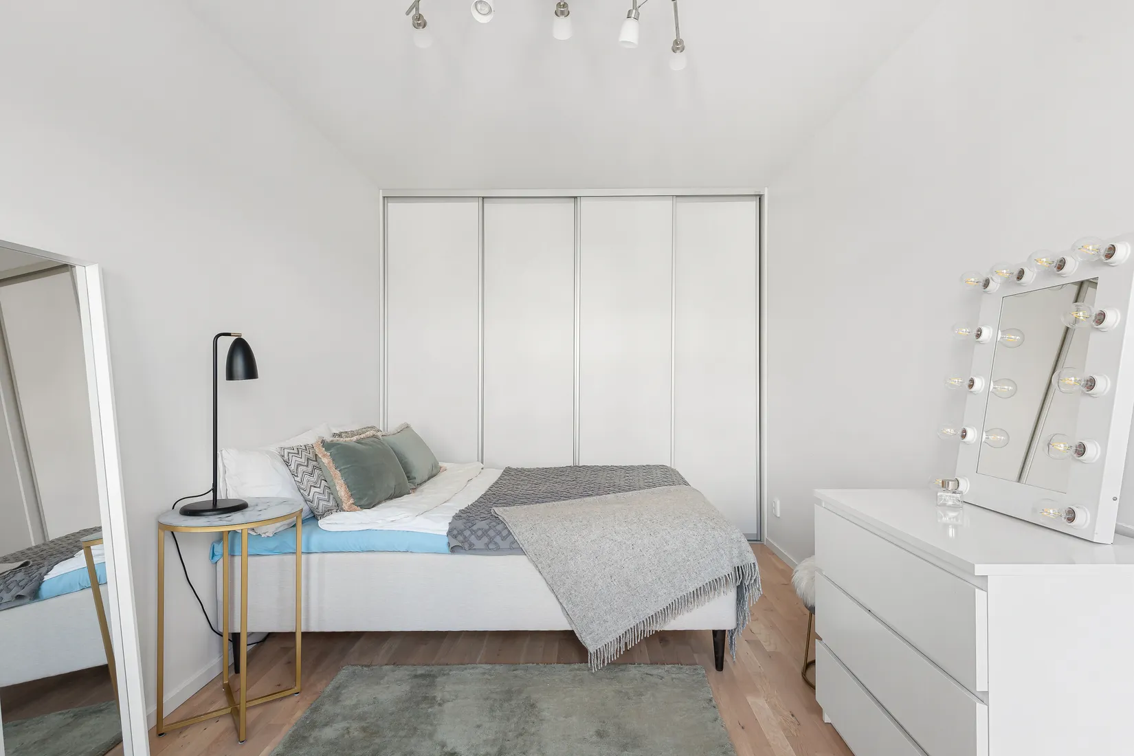 Bostadsrätt, Masugnsvägen 68, 8tr., Bromma / Mariehäll, Stockholm