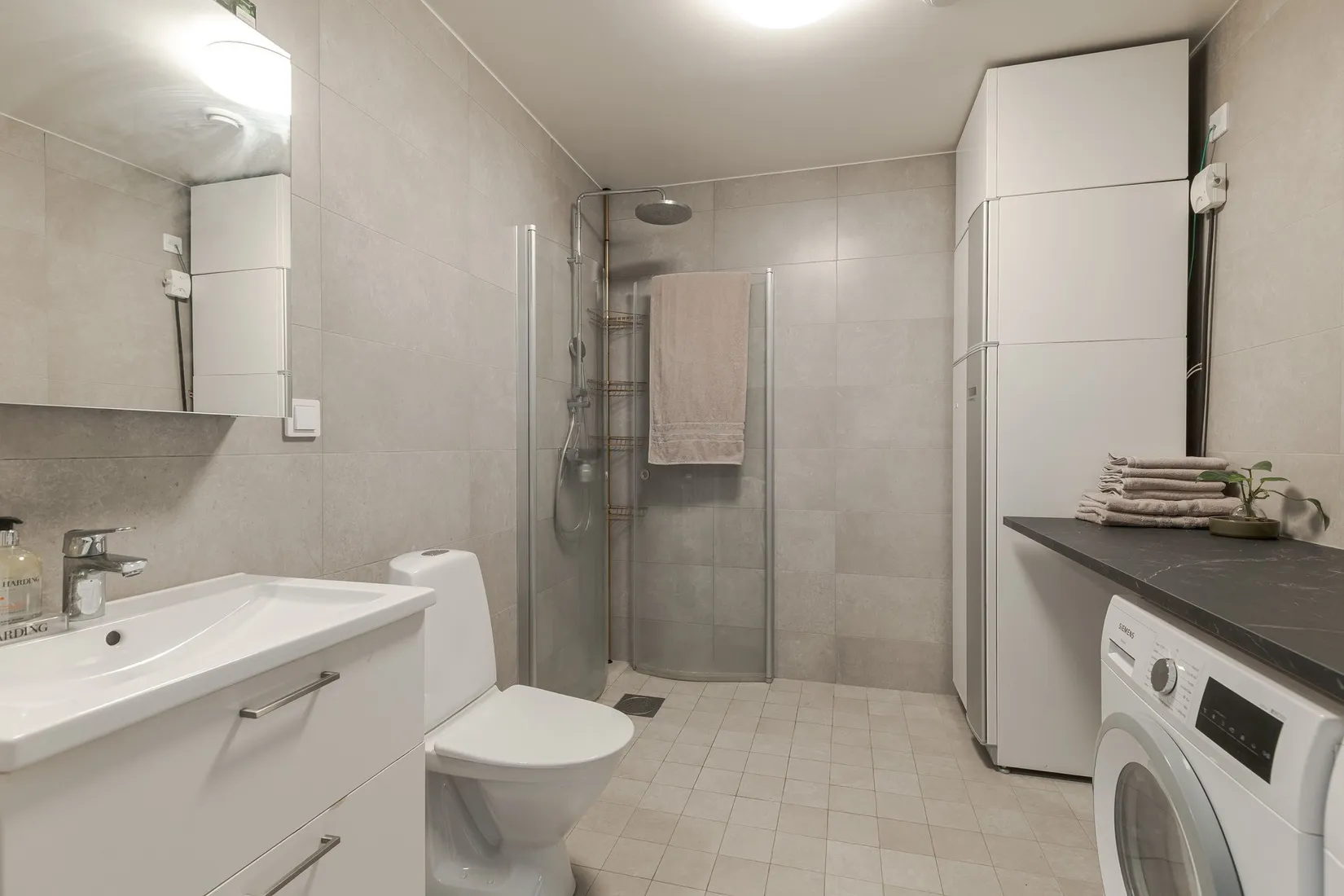 Radhus, Källarängsvägen 28B, Stallarholmen - Sundby Strand, Strängnäs