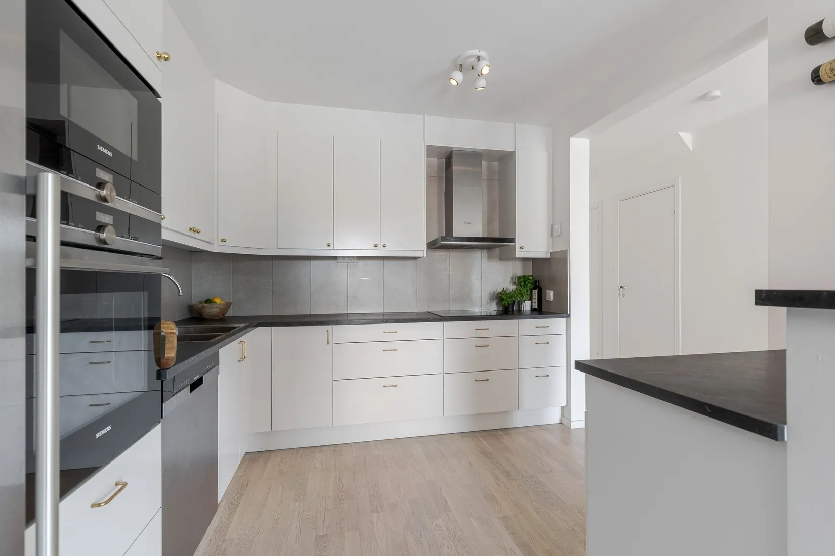 Radhus, Källarängsvägen 28B, Stallarholmen - Sundby Strand, Strängnäs