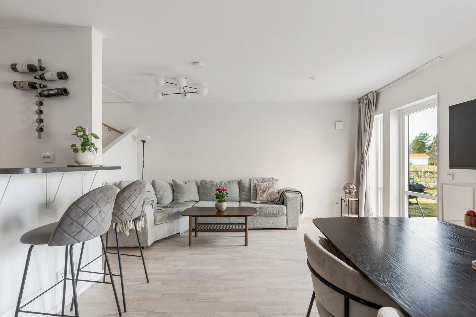 Radhus, Källarängsvägen 28B, Stallarholmen - Sundby Strand, Strängnäs