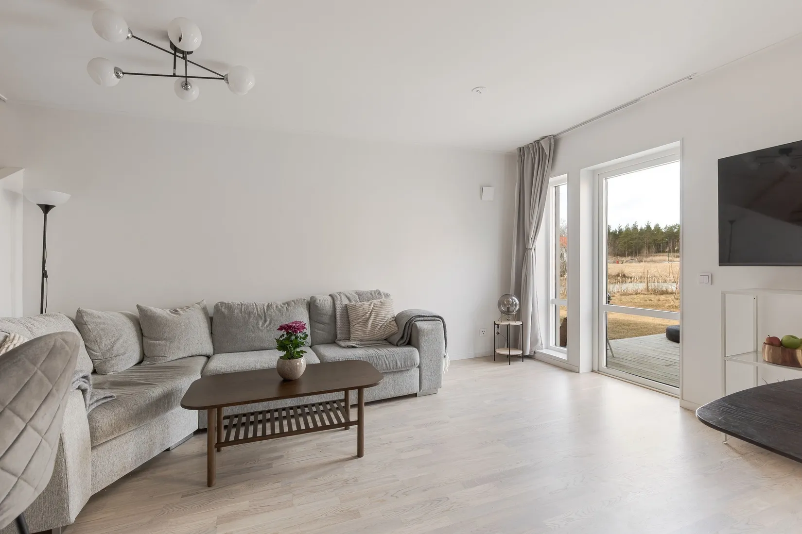 Radhus, Källarängsvägen 28B, Stallarholmen - Sundby Strand, Strängnäs