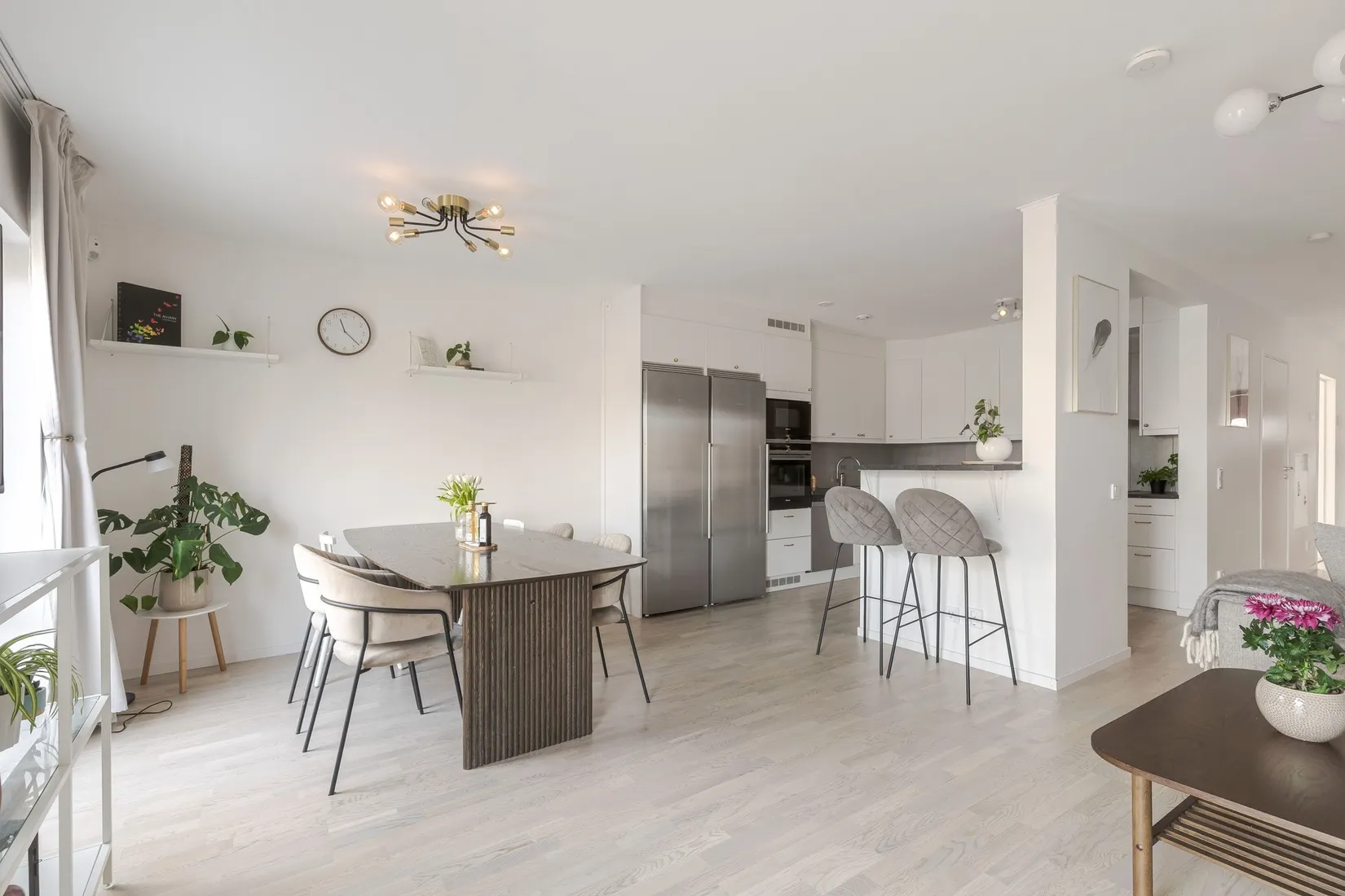 Radhus, Källarängsvägen 28B, Stallarholmen - Sundby Strand, Strängnäs