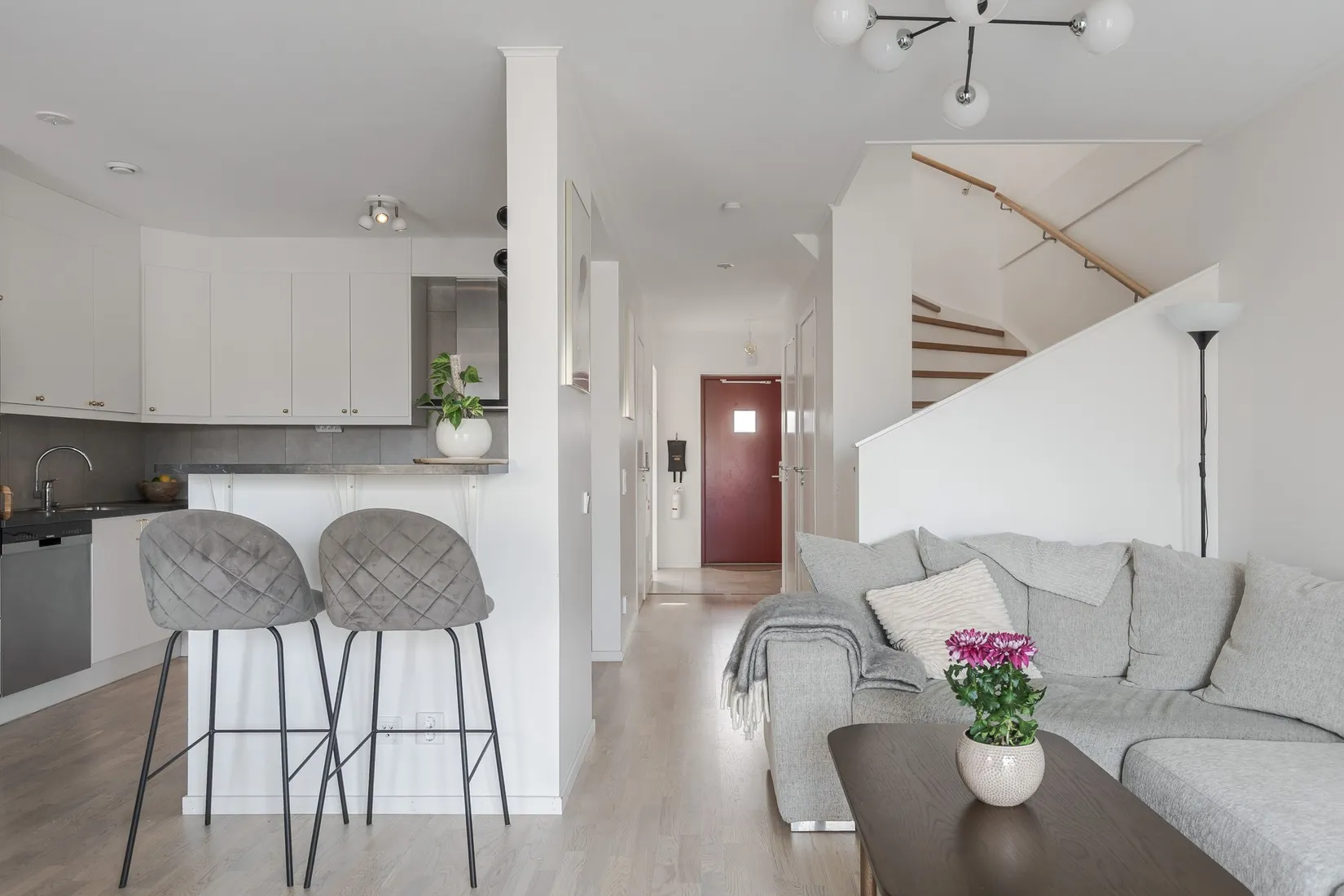 Radhus, Källarängsvägen 28B, Stallarholmen - Sundby Strand, Strängnäs