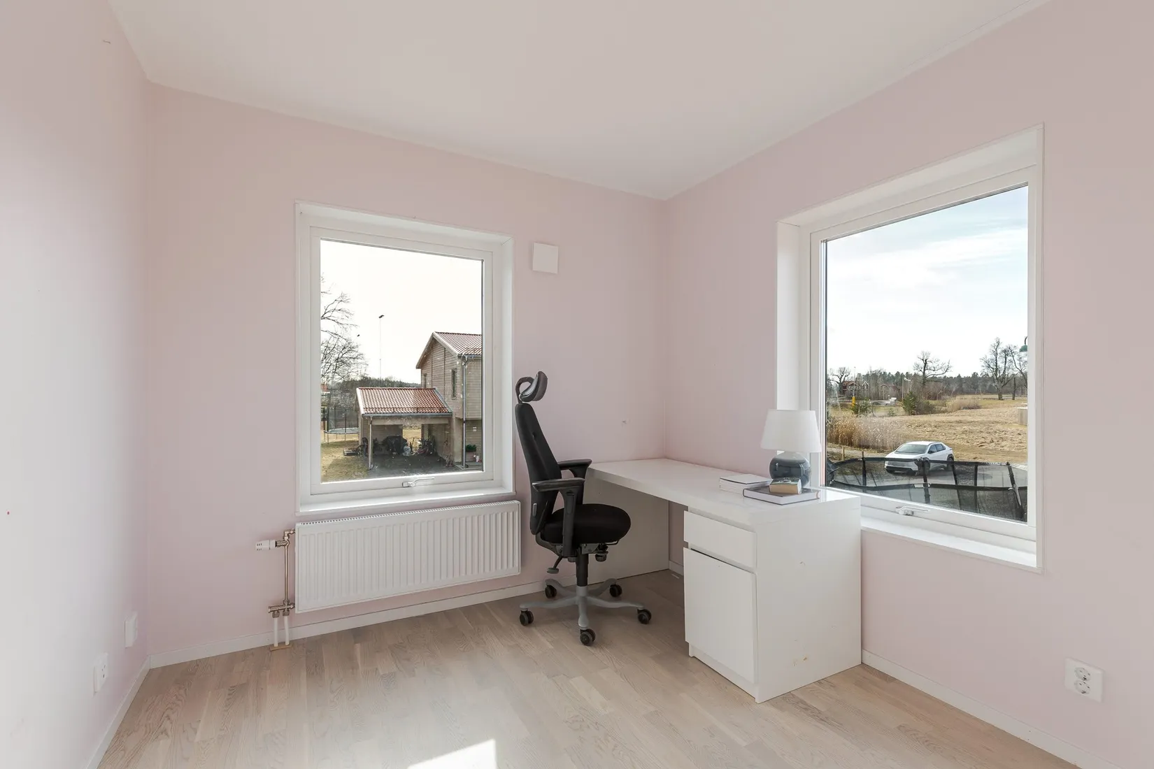 Radhus, Källarängsvägen 28B, Stallarholmen - Sundby Strand, Strängnäs