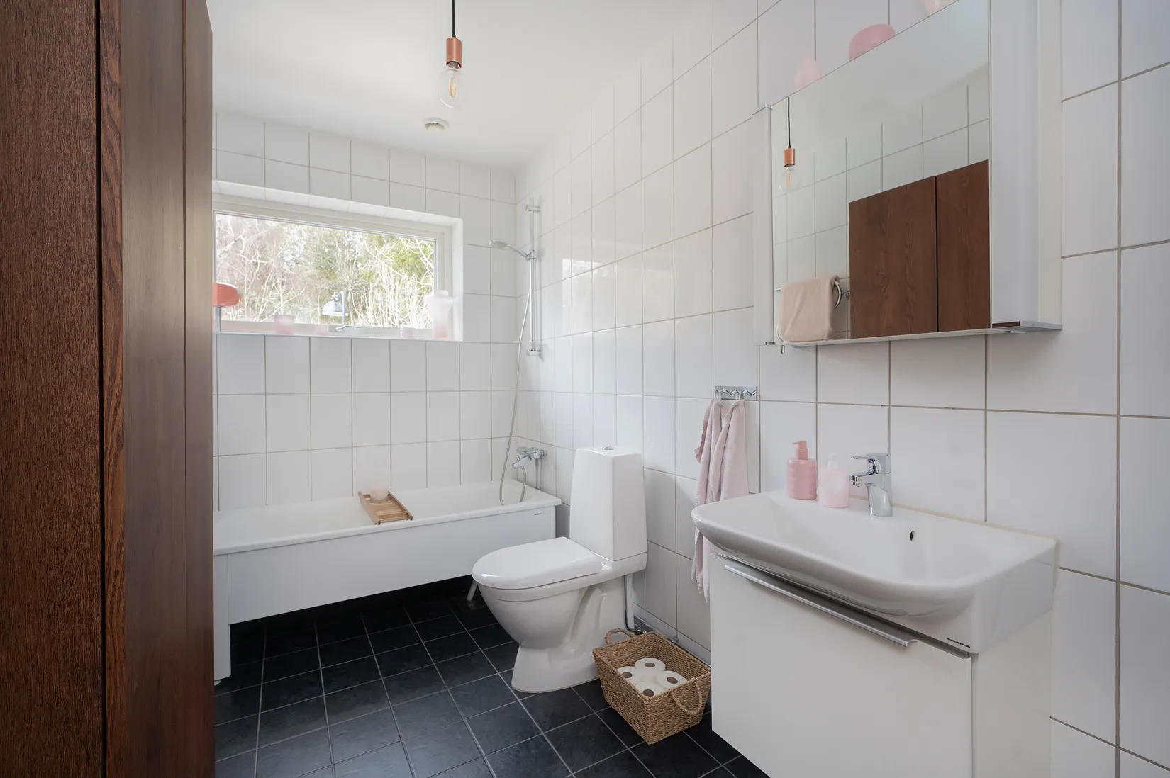 Radhus, Vistavägen 65, Vistaberg, Huddinge