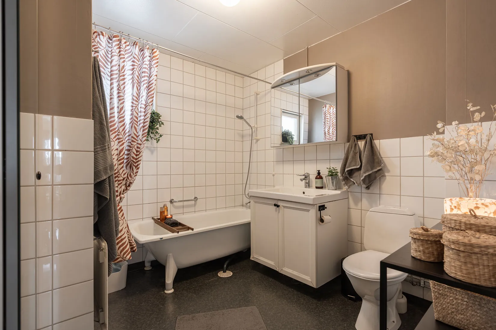 Bostadsrätt, Radhus, Kolvedsvägen 34, Torvalla, Östersund
