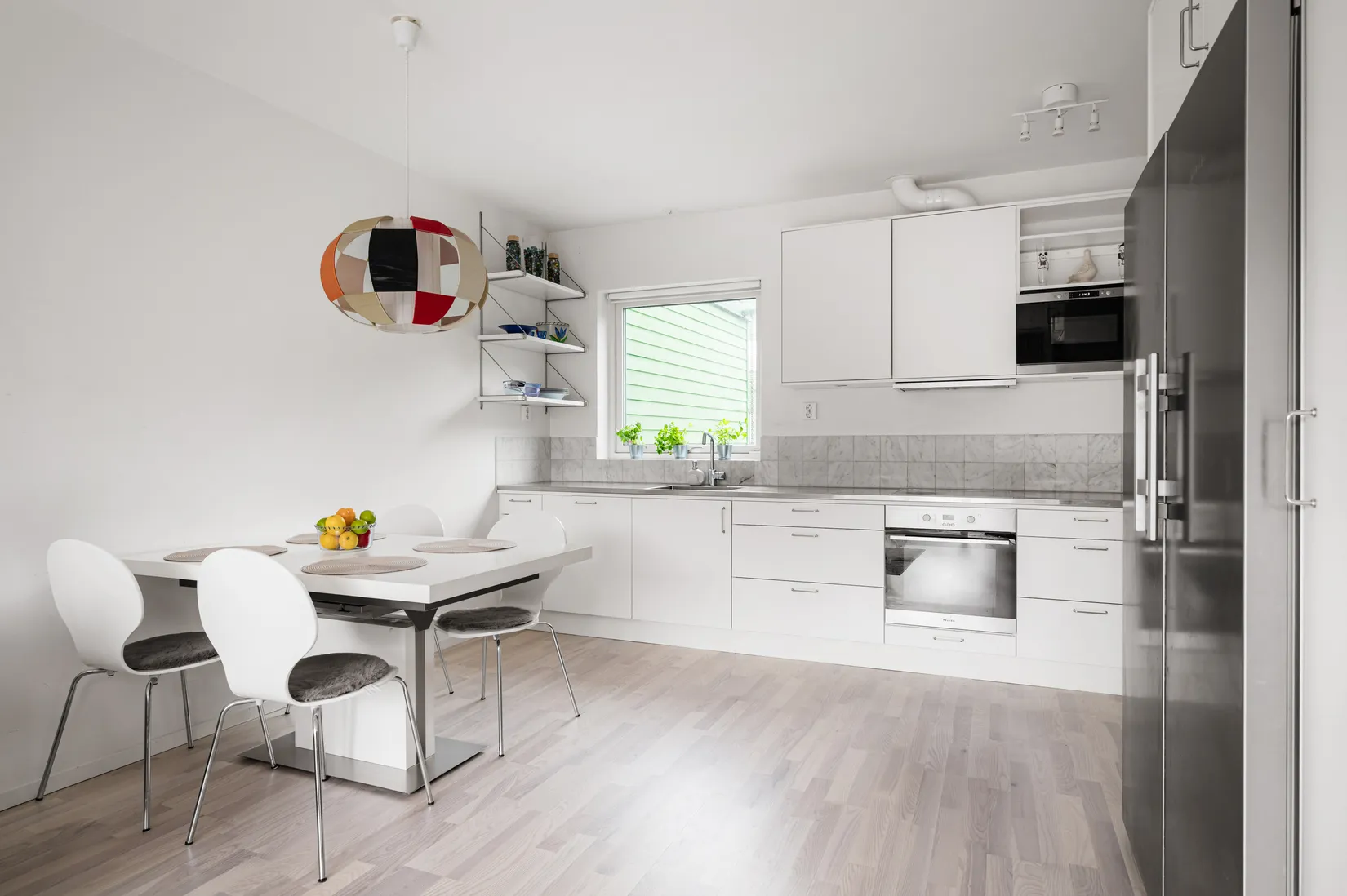 Bostadsrätt, Radhus, Sällhetsvägen 62, Hässelby Norra Villastad, Stockholm