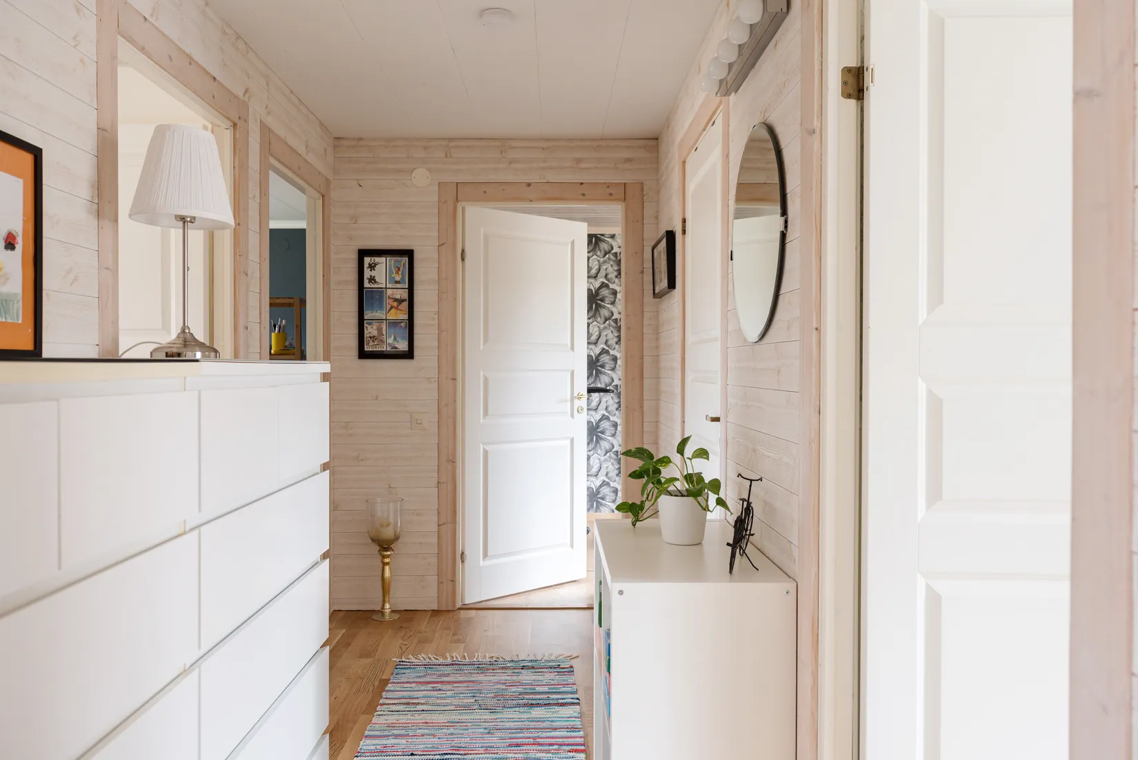 Villa, Husby-Sjutolft 10, Enköping