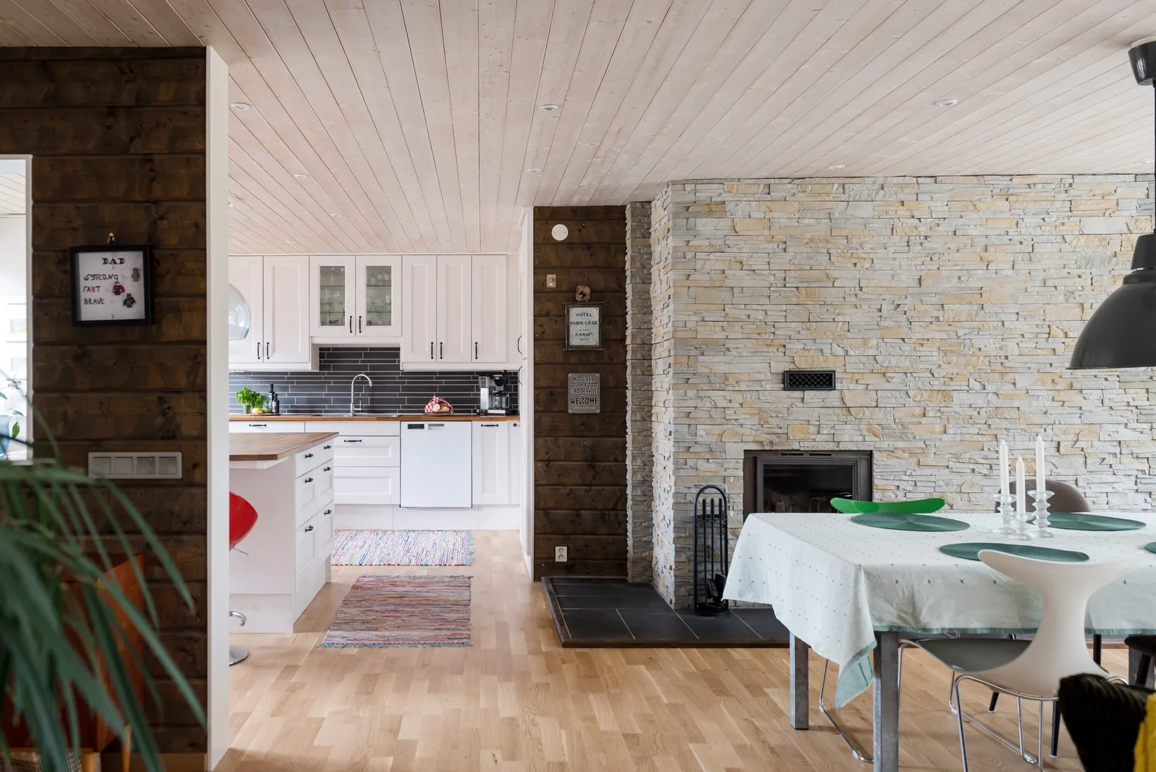 Villa, Husby-Sjutolft 10, Enköping