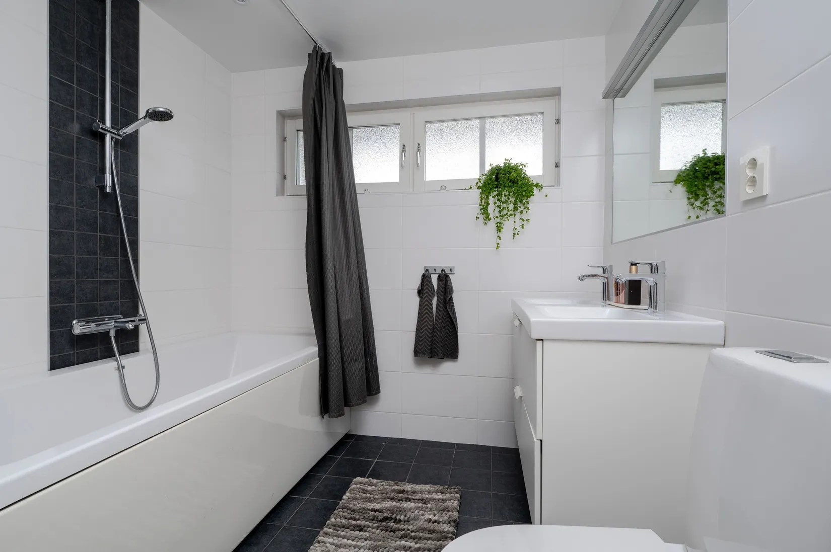 Radhus, Primusvägen 43, Ljungsbro, Linköping