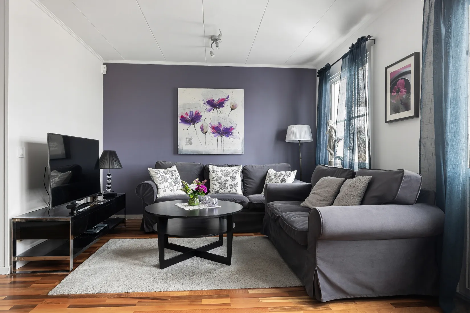 Villa, Kvarnstensvägen 14, Bålsta Broby Backar, Håbo