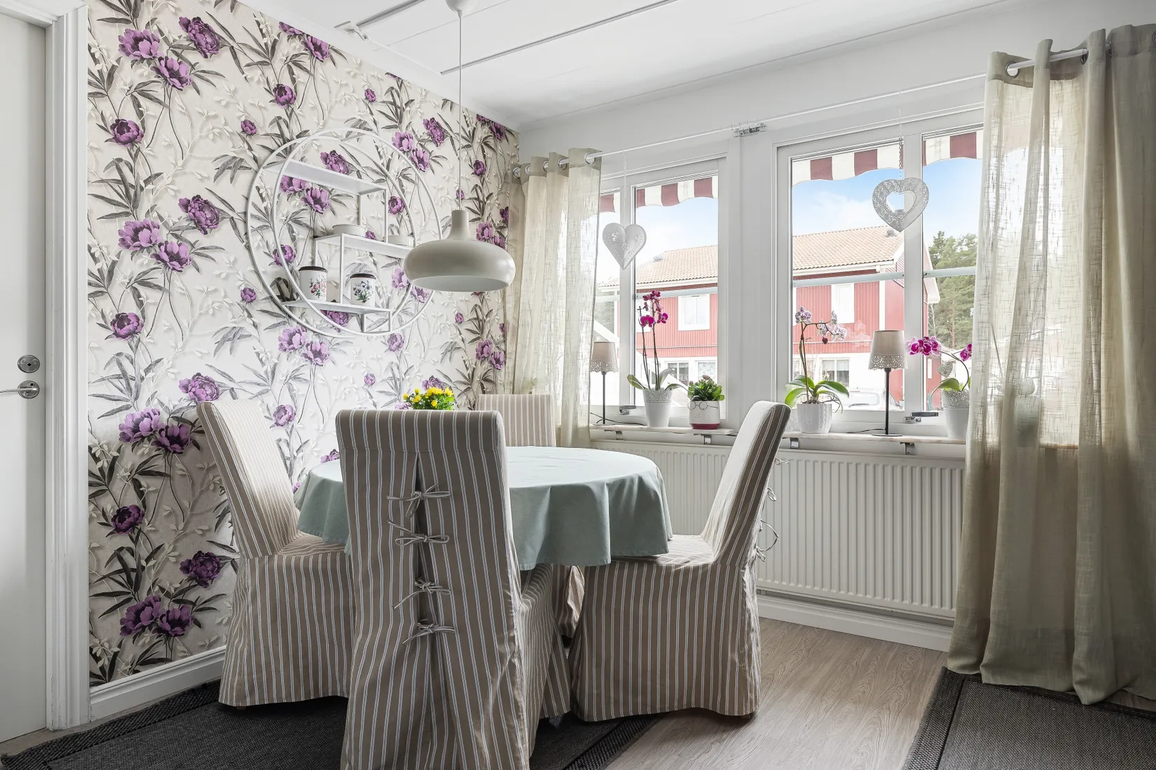 Villa, Kvarnstensvägen 14, Bålsta Broby Backar, Håbo