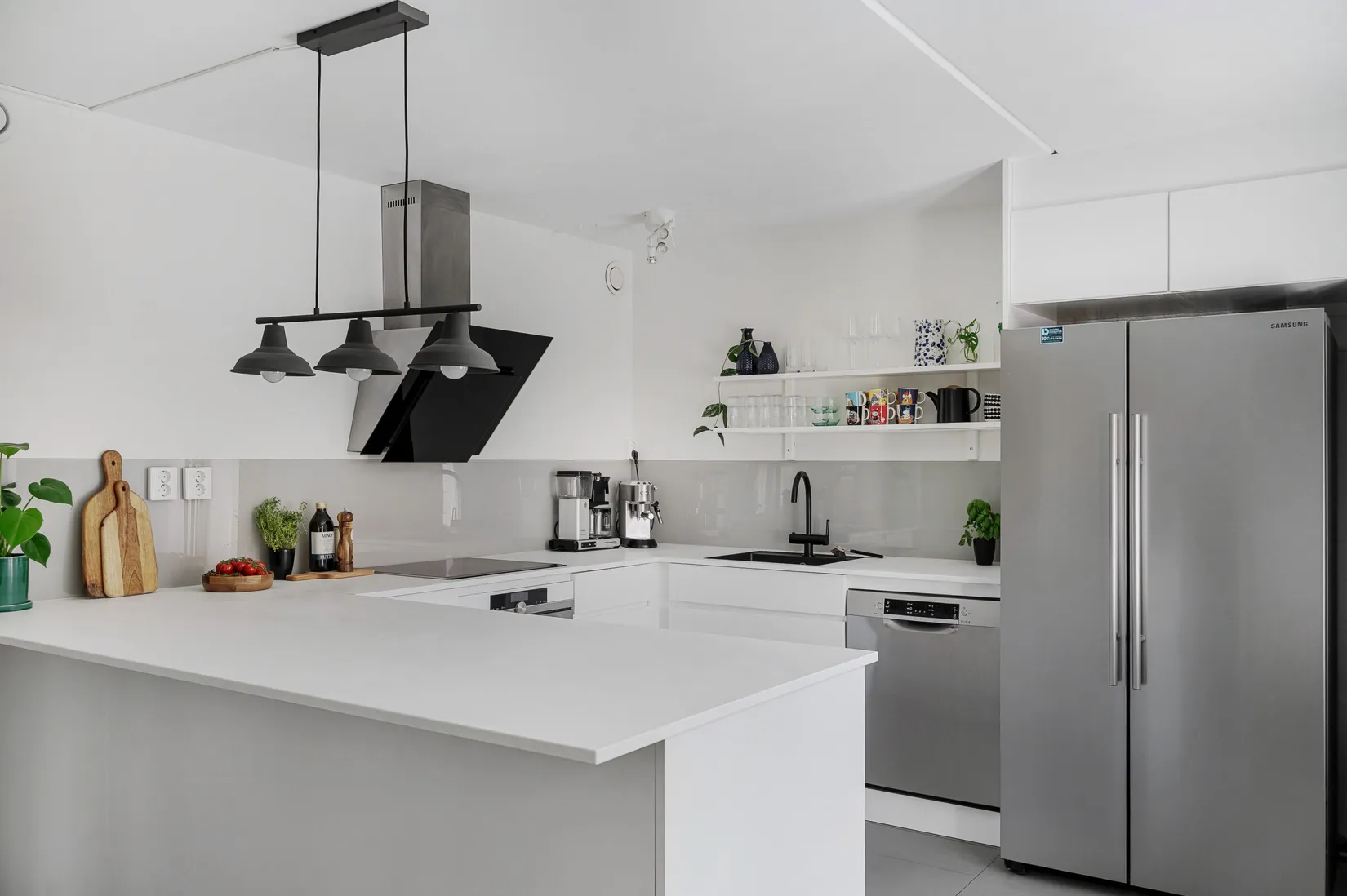 Bostadsrätt, Radhus, Björnspinnarvägen 102, Myrängen, Huddinge