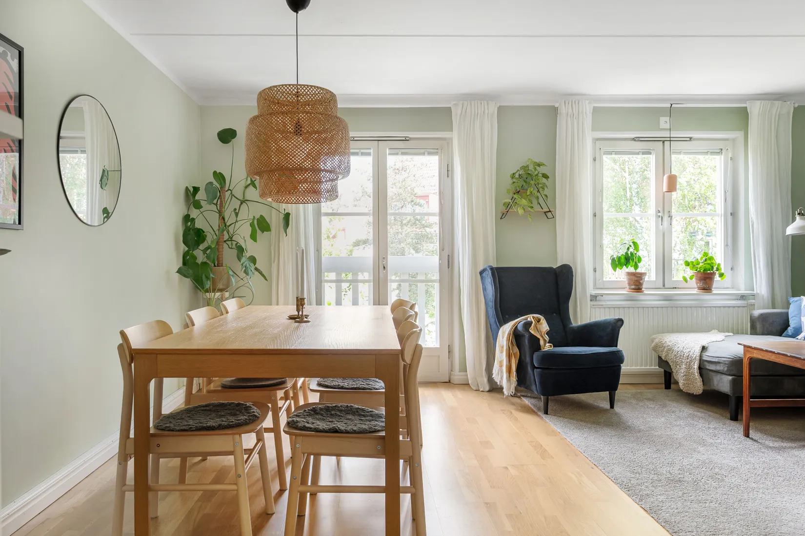 Bostadsrätt, Radhus, Björnspinnarvägen 102, Myrängen, Huddinge