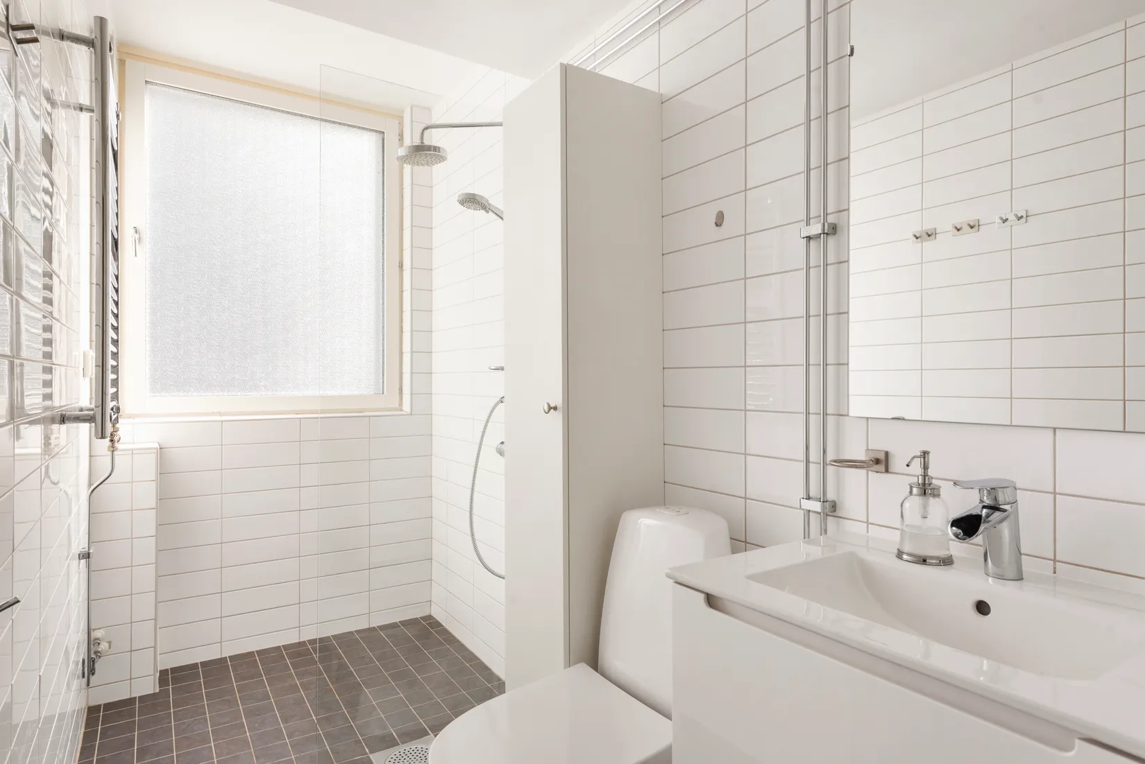 Bostadsrätt, Kometvägen 61, 1 tr, Grindtorp, Täby