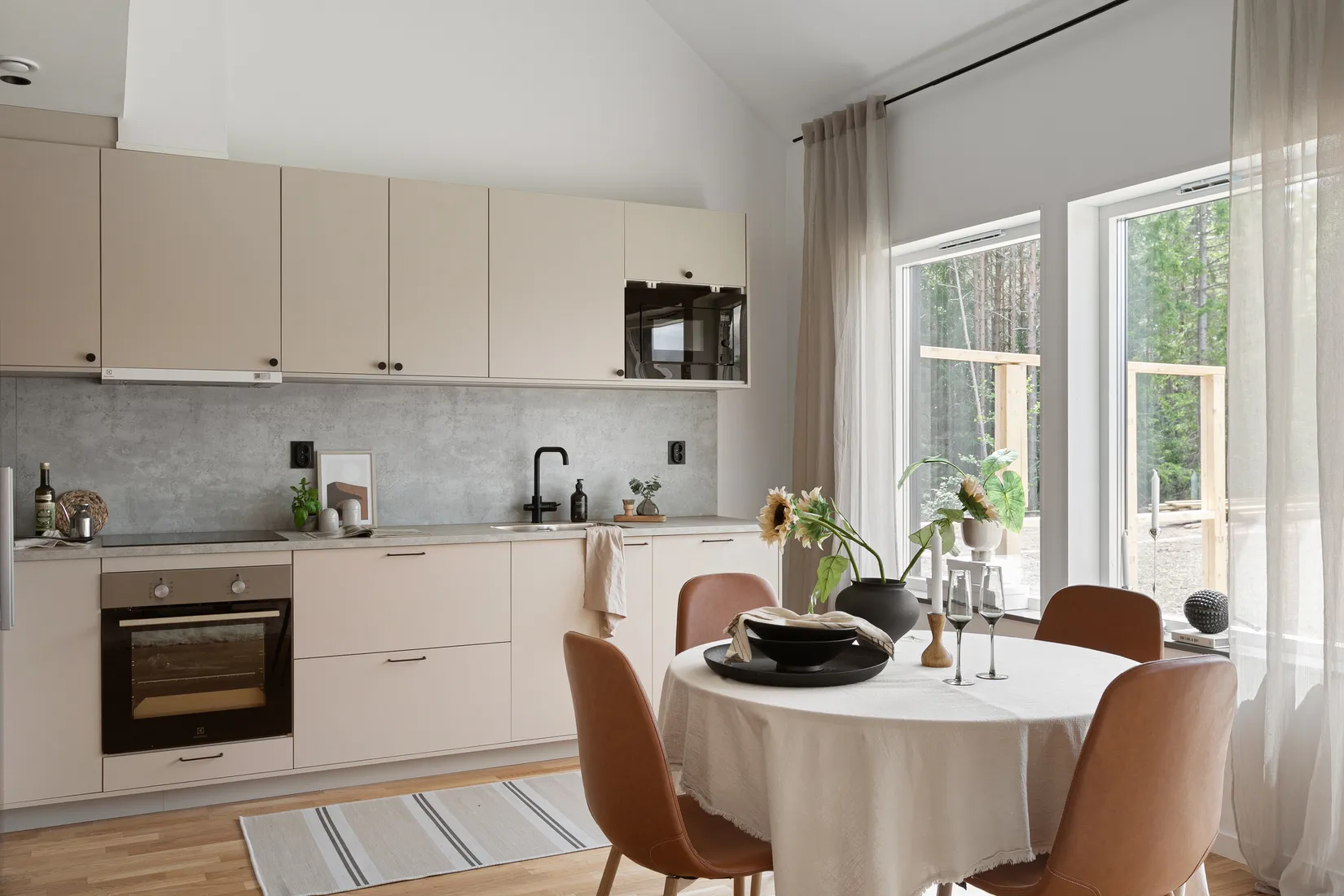 Radhus, Fönsterlavsvägen 11A, Järvsta, Gävle