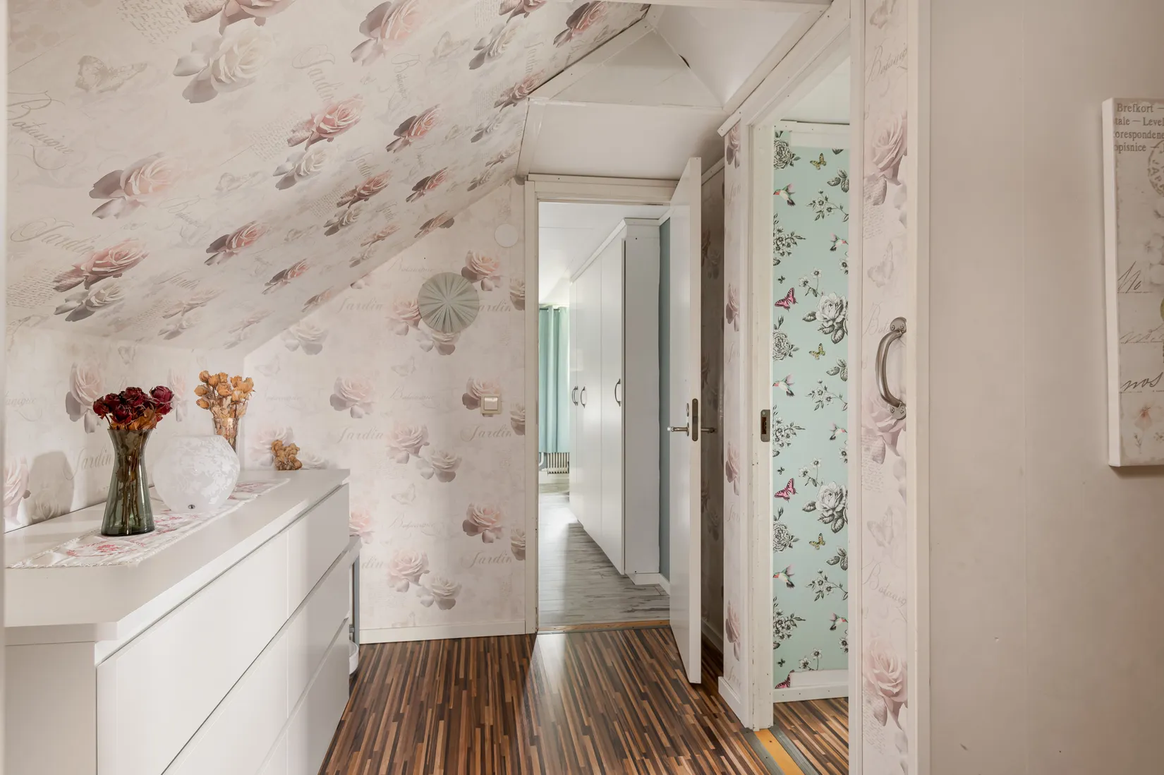 Villa, Lugngatan 4, Björkelund, Motala