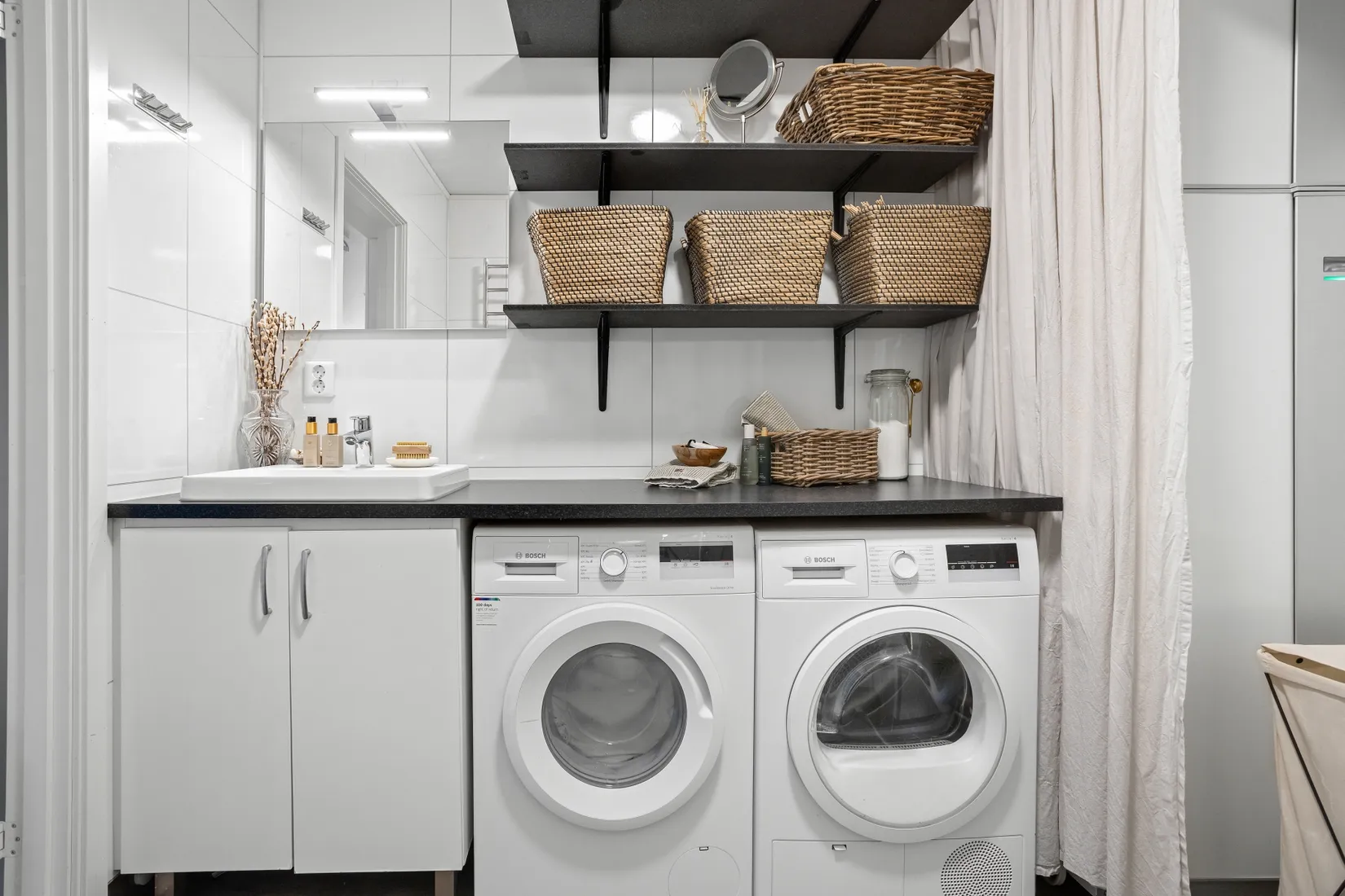 Bostadsrätt, Radhus, Åkerhielms väg 50, Margretelund, Österåker