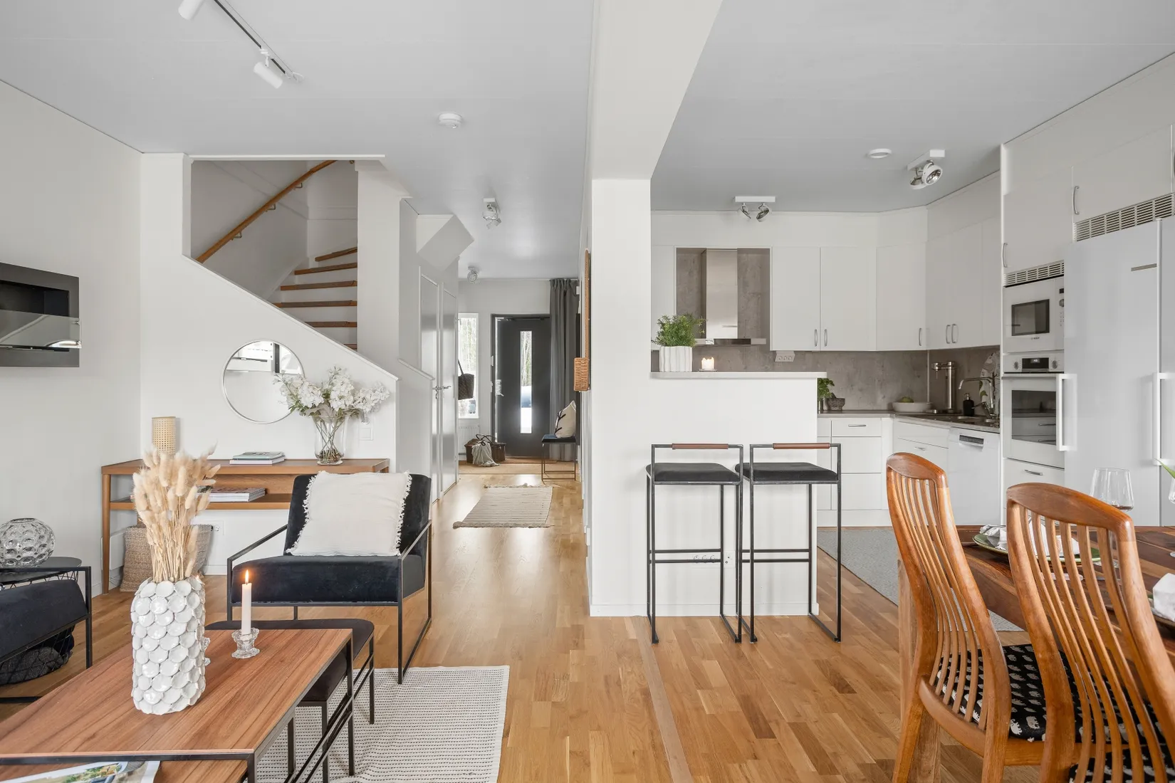 Bostadsrätt, Radhus, Åkerhielms väg 50, Margretelund, Österåker