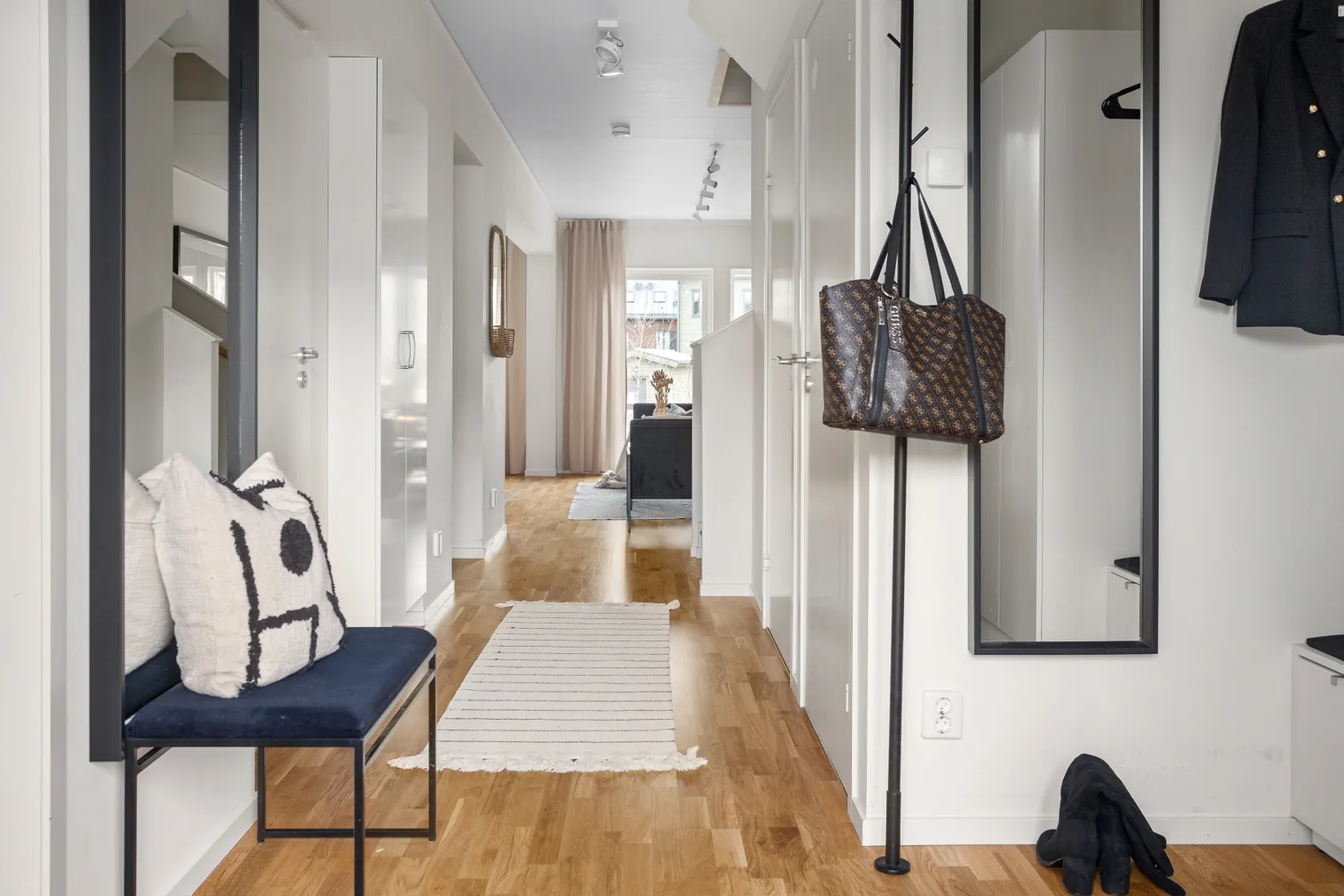 Bostadsrätt, Radhus, Åkerhielms väg 50, Margretelund, Österåker