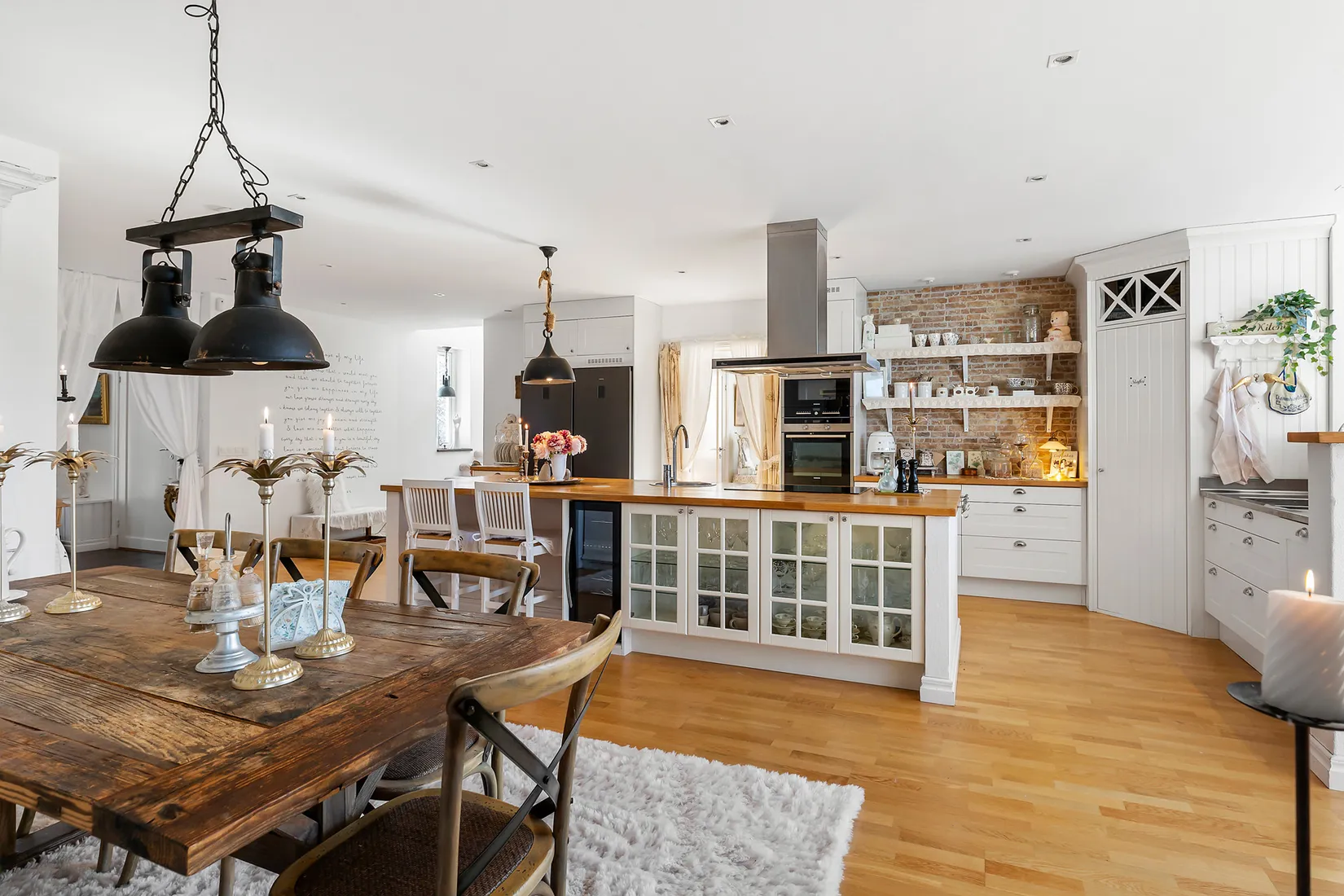 Villa, Eksätervägen 9, Österhagen, Upplands-Bro