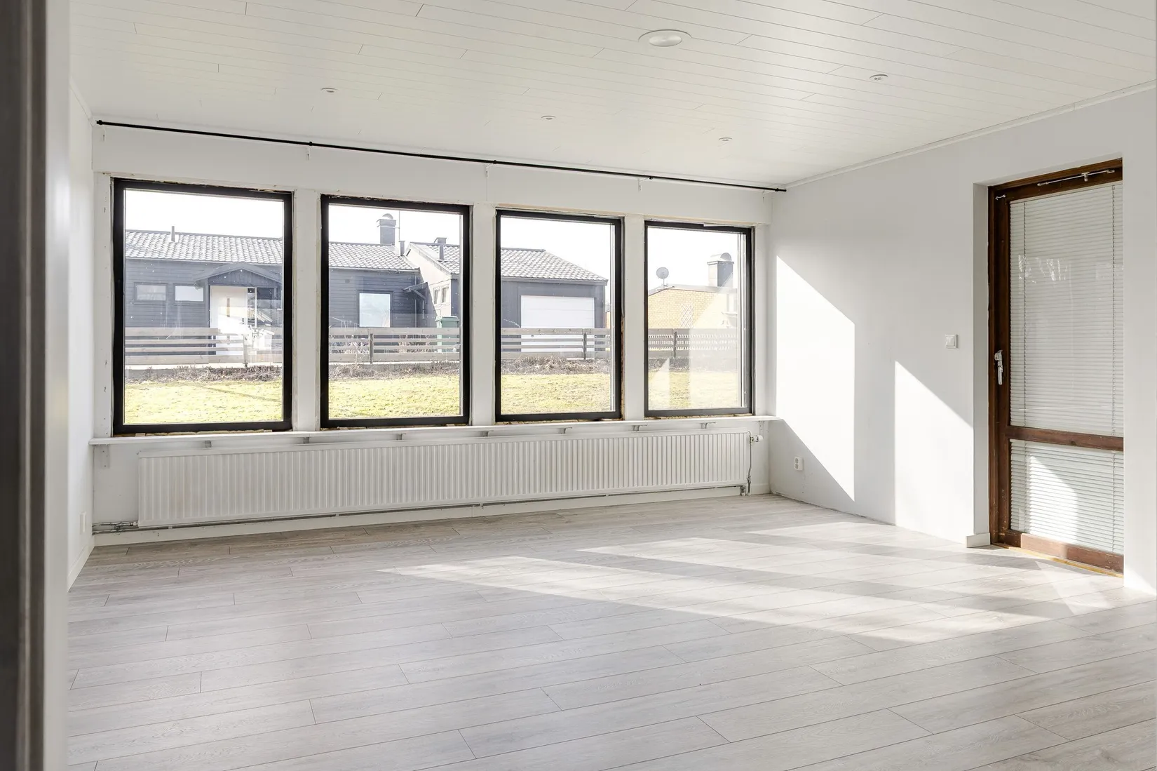 Villa, Brovägen 8, Centralt, Emmaboda