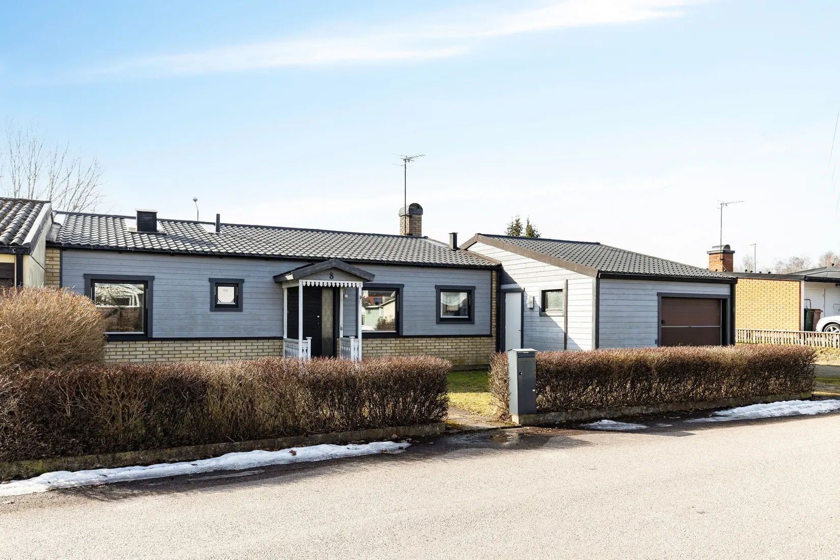 Villa, Brovägen 8, Centralt, Emmaboda