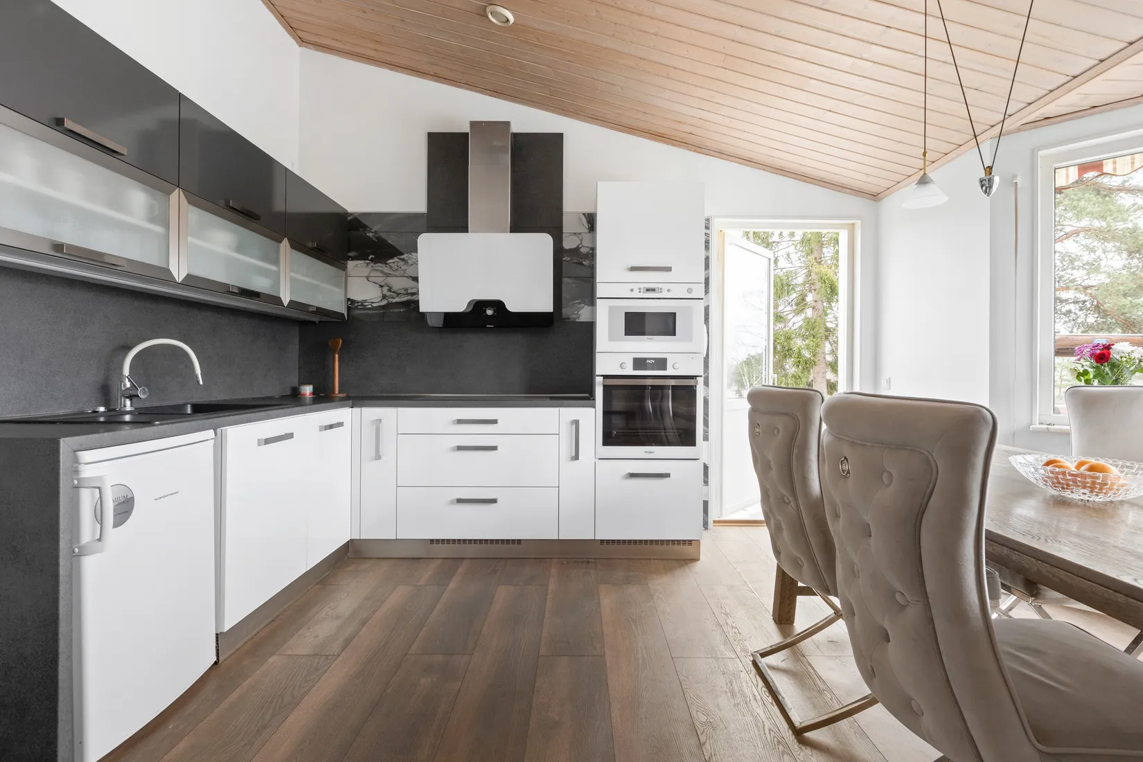 Villa, Mälbyvägen 22D, Adelsö, Ekerö