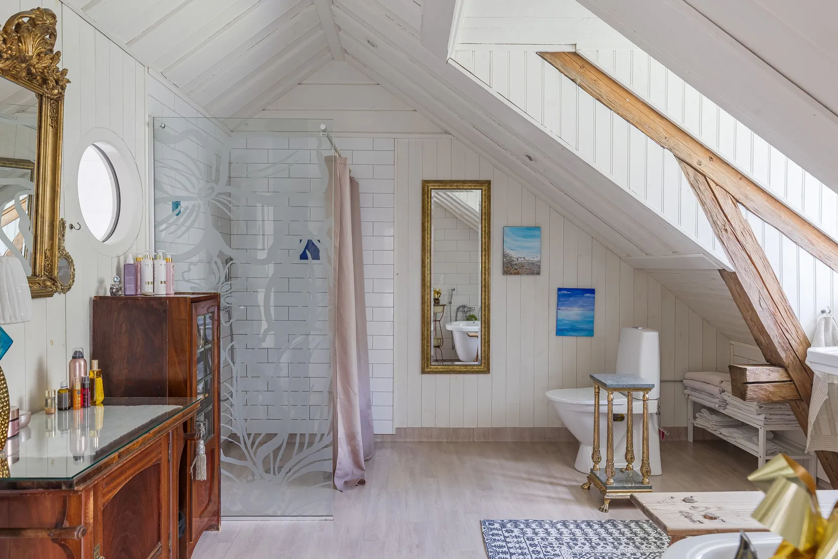 Villa, Herrgårdsvägen 19, Österbybruk, Östhammar