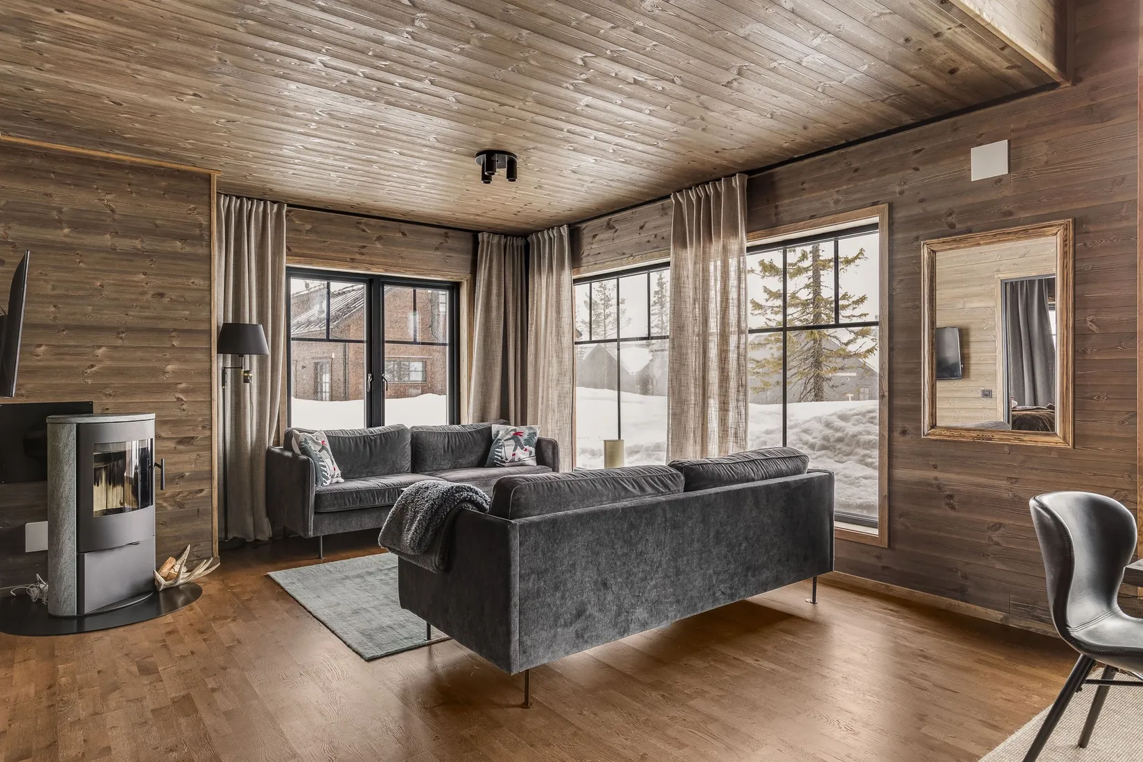 Radhus, Merakvägen 4B, Storhogna, Berg