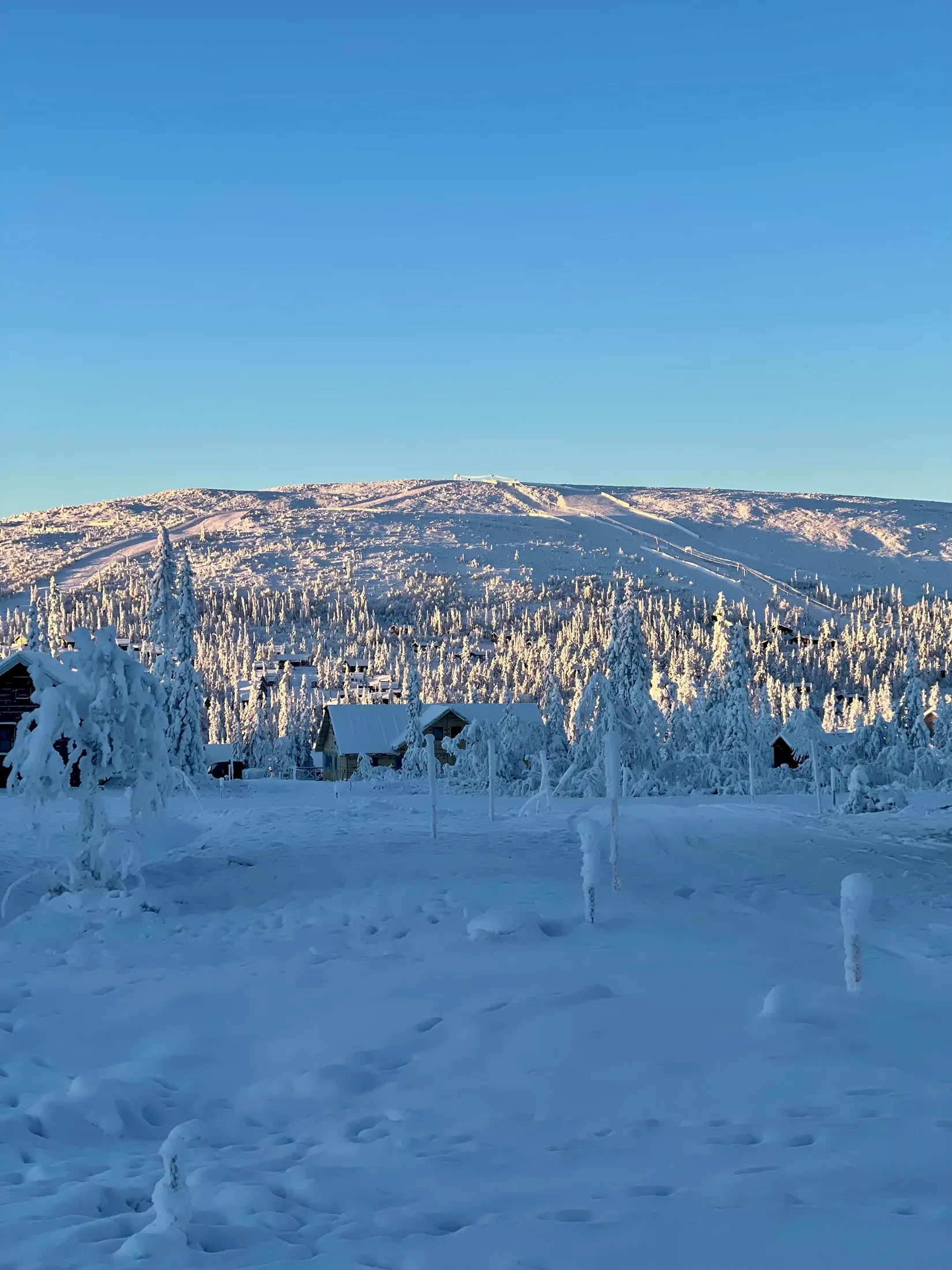 Radhus, Merakvägen 4B, Storhogna, Berg