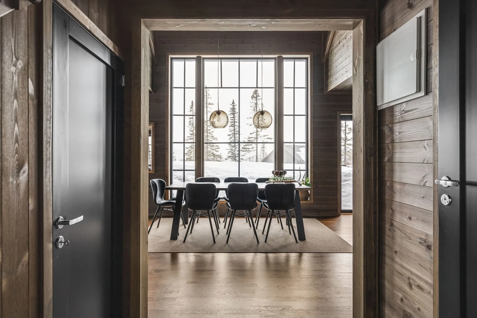 Radhus, Merakvägen 4B, Storhogna, Berg