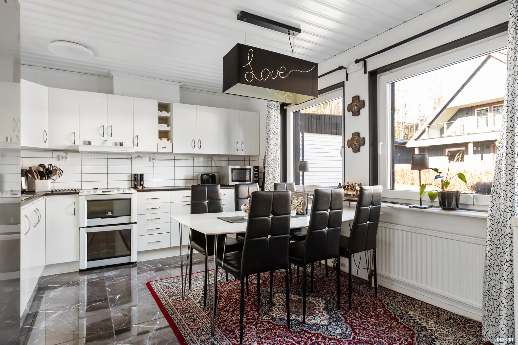 Villa, Radhus, Prästkragestigen 10, Salem