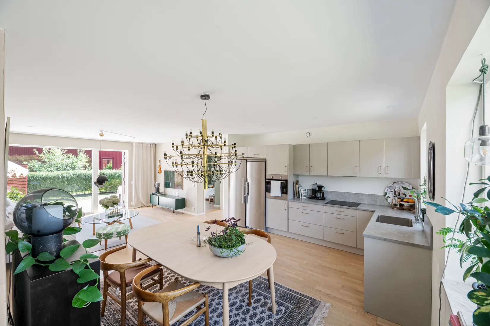 Radhus, Rusthållarvägen 24B, Näs-Focksta, Uppsala